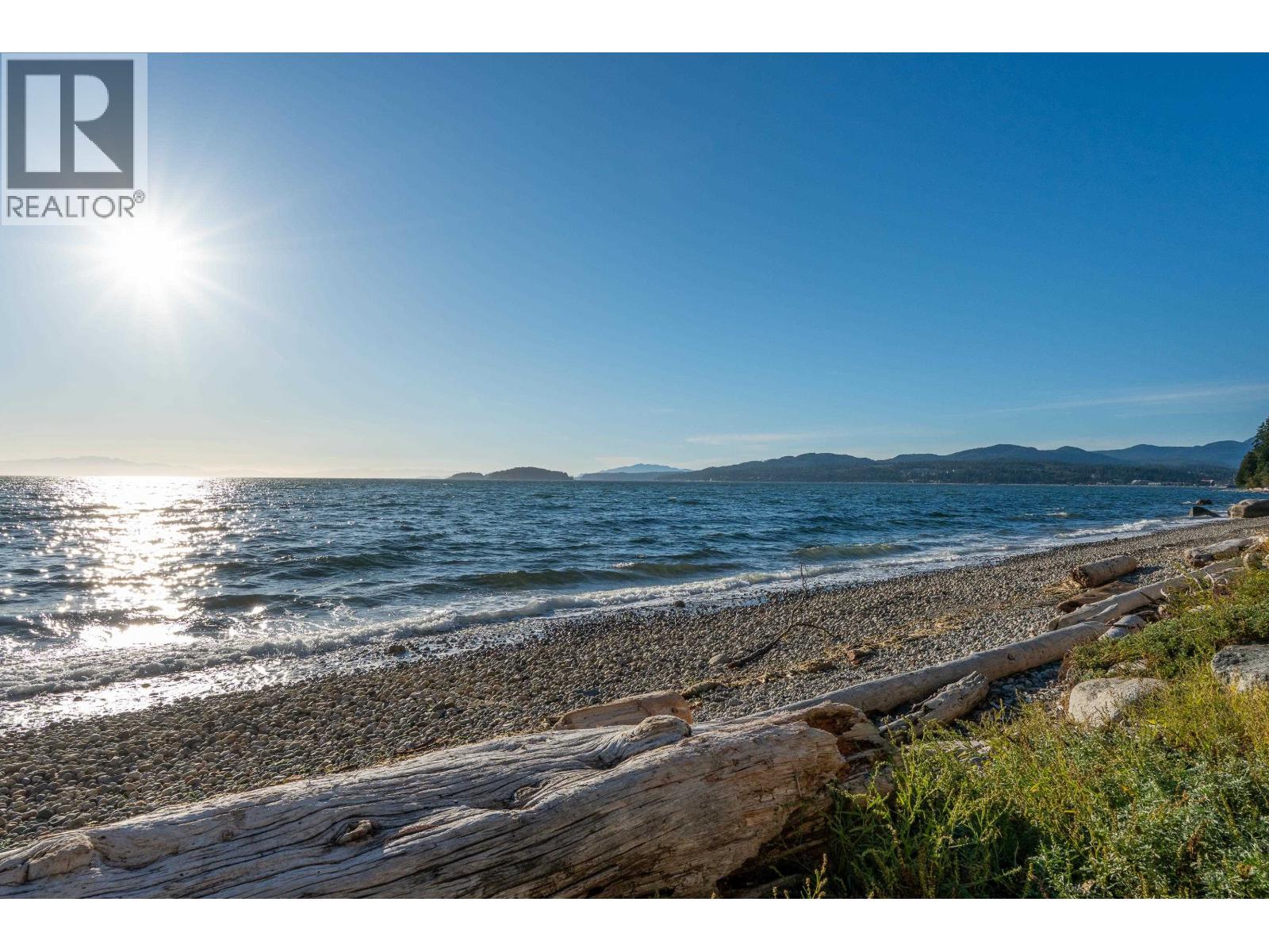 4893 SUNSHINE COAST HIGHWAY, Sechelt