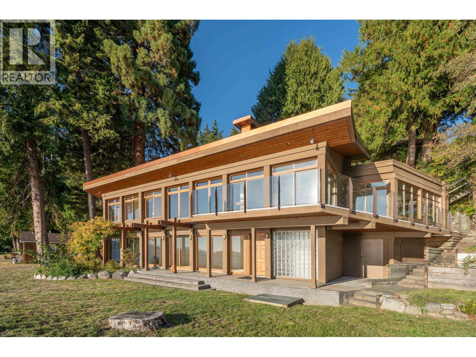 4893 SUNSHINE COAST HIGHWAY, Sechelt