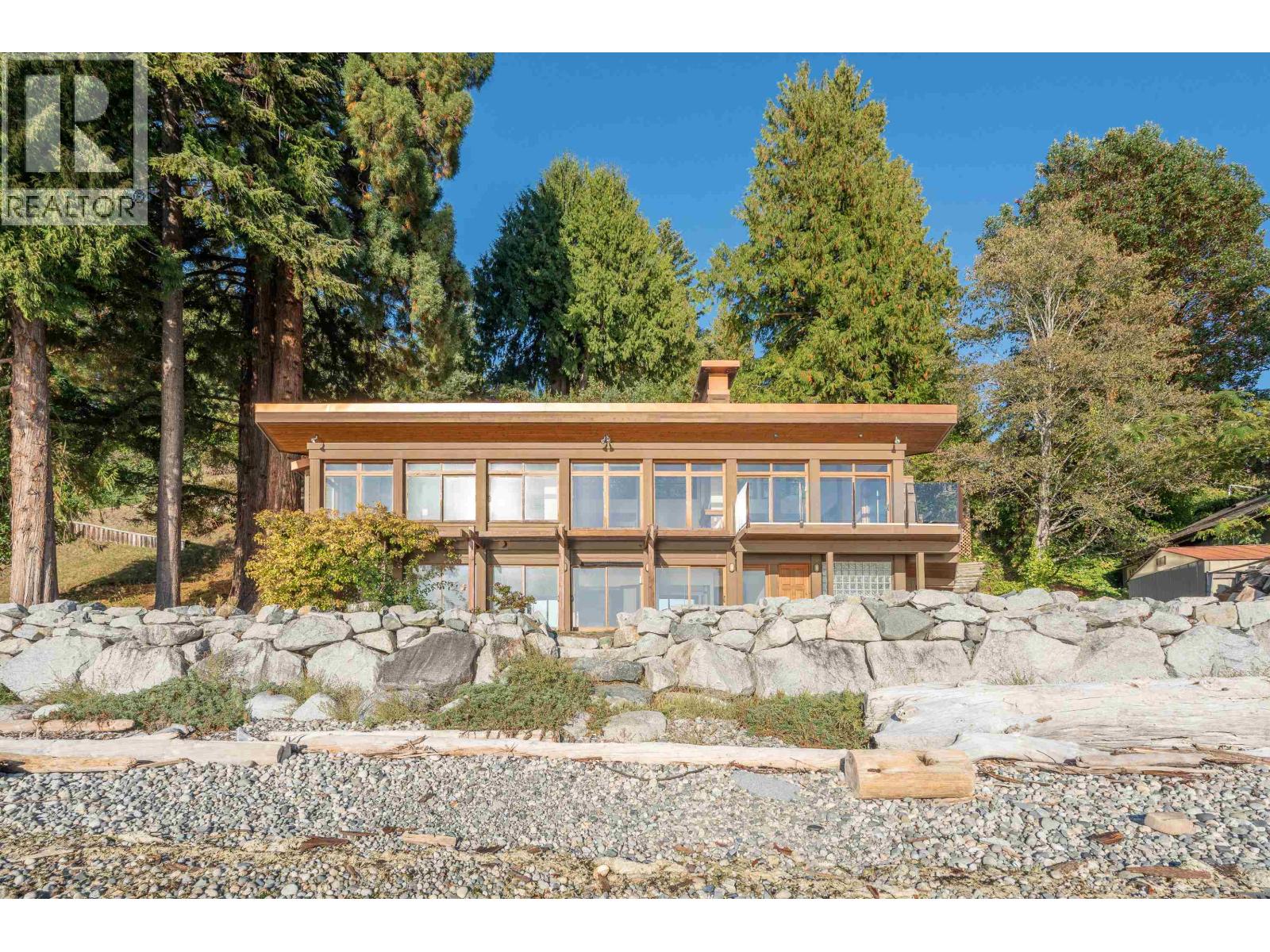 4893 SUNSHINE COAST HIGHWAY, Sechelt