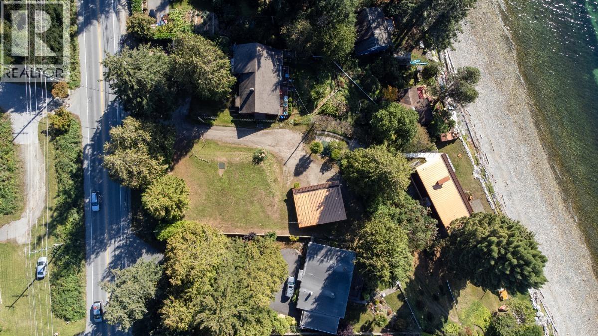 4893 SUNSHINE COAST HIGHWAY, Sechelt