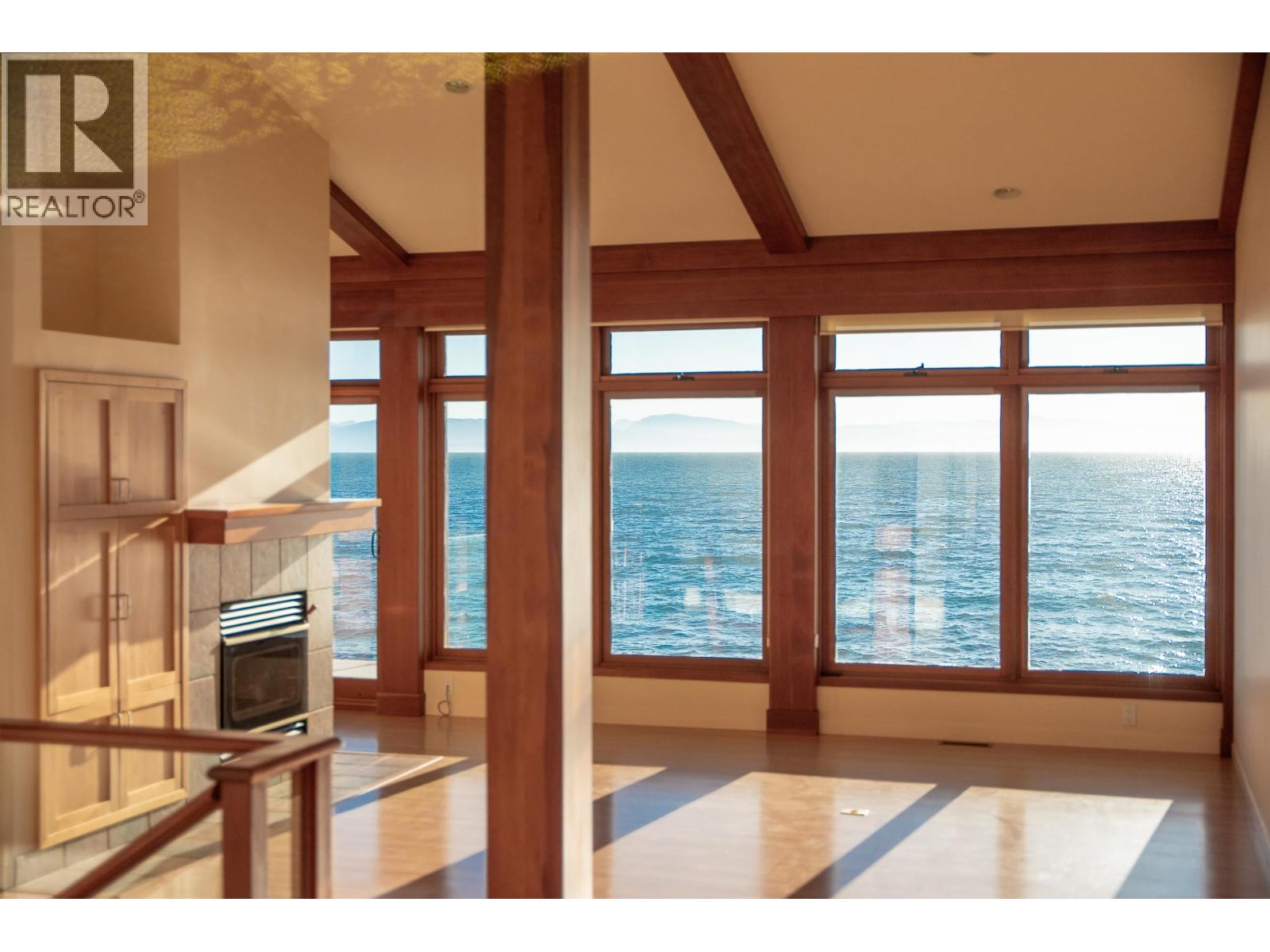 4893 SUNSHINE COAST HIGHWAY, Sechelt