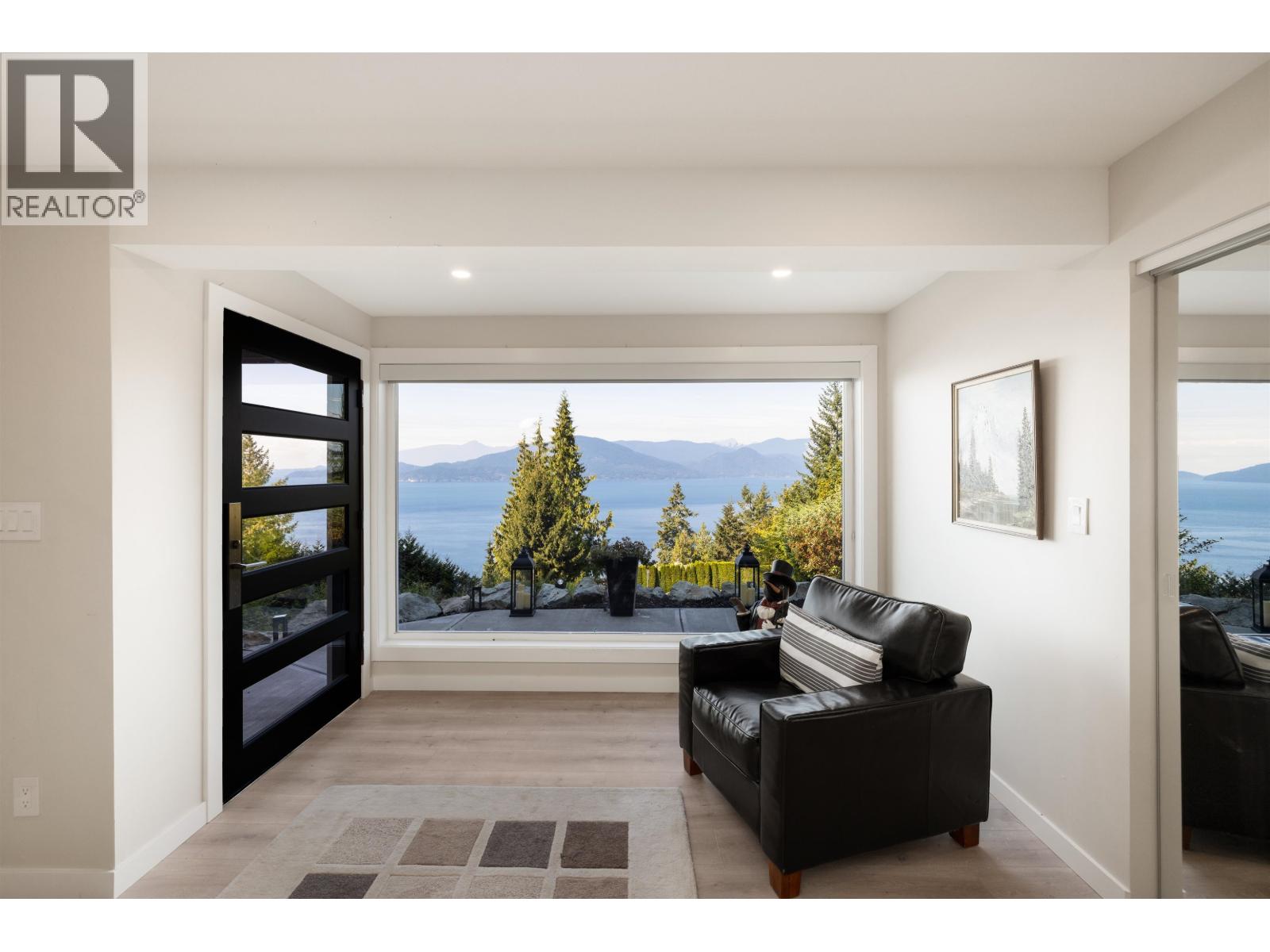 195 KELVIN GROVE WAY, Lions Bay