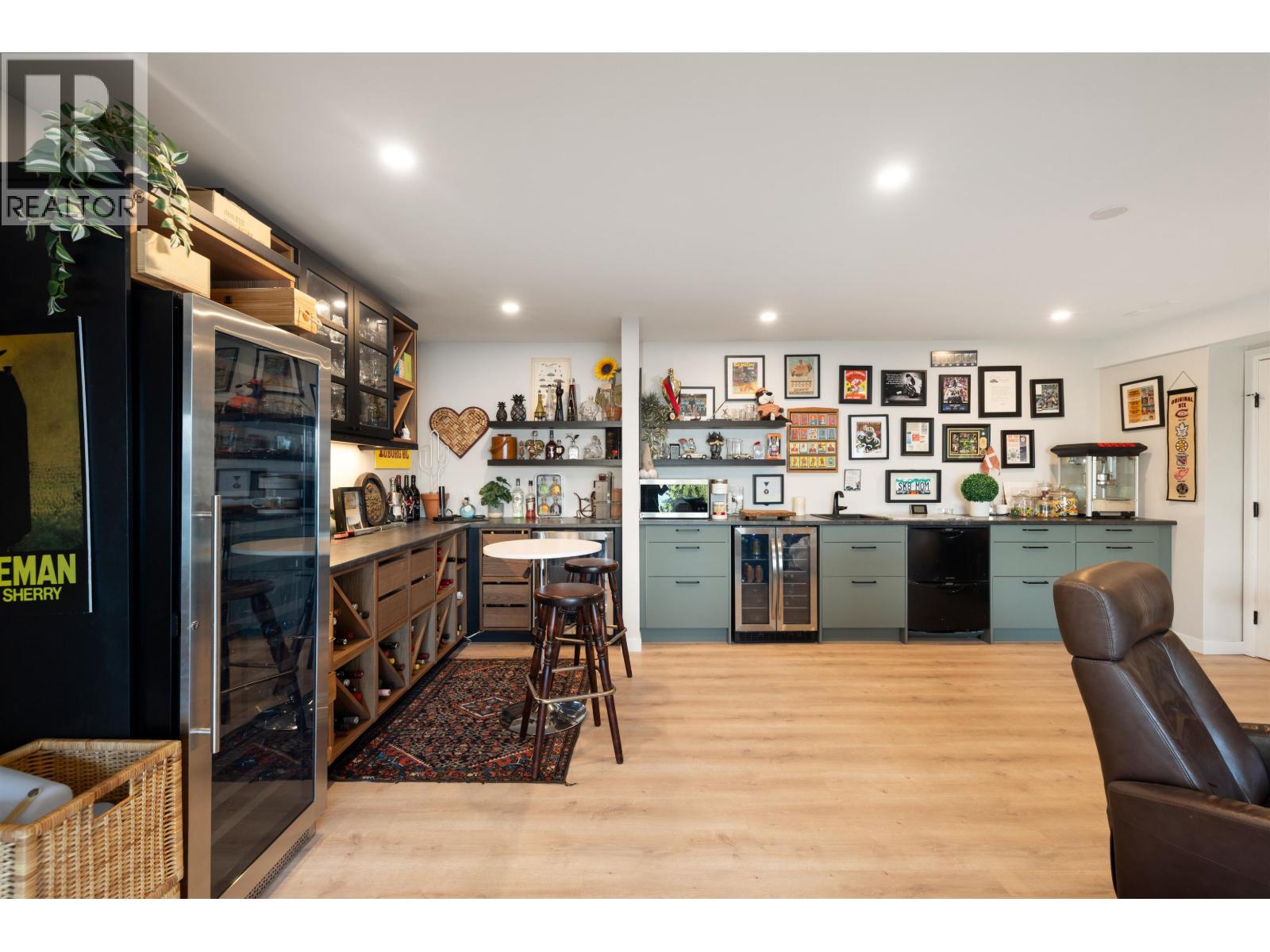 195 KELVIN GROVE WAY, Lions Bay