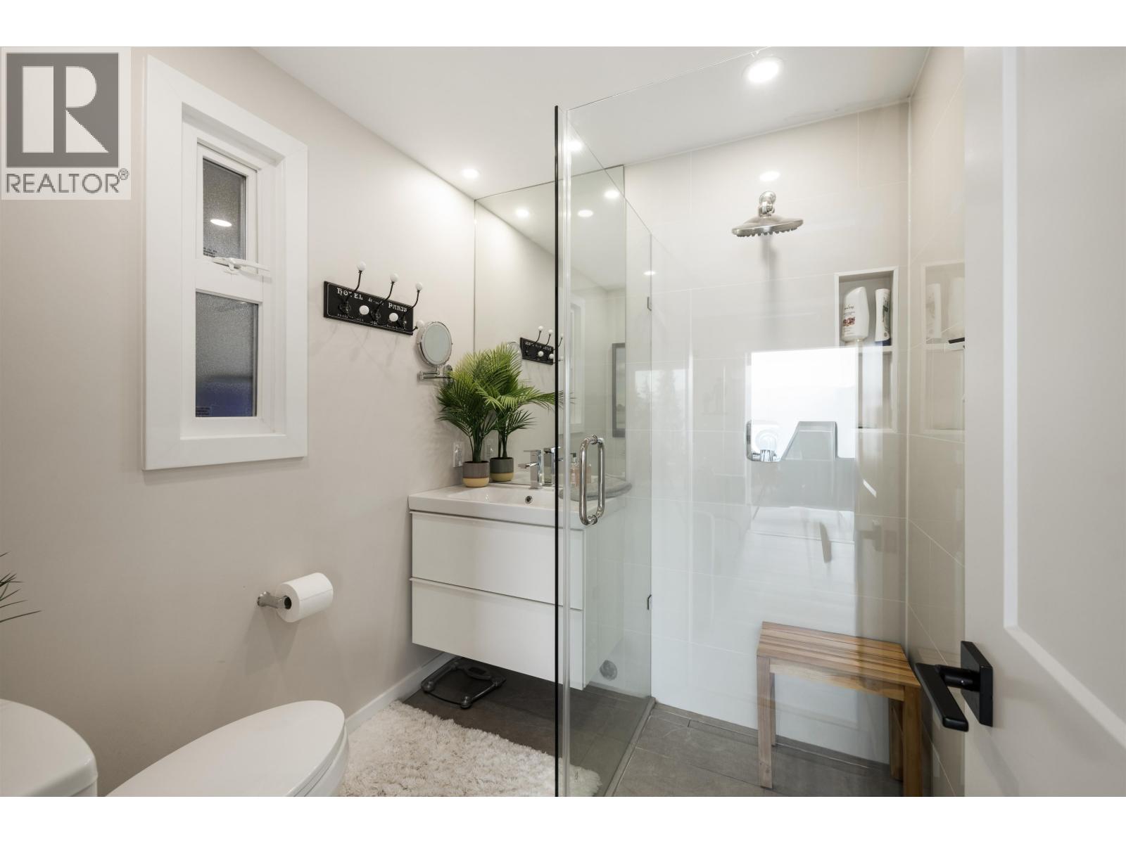 195 KELVIN GROVE WAY, Lions Bay
