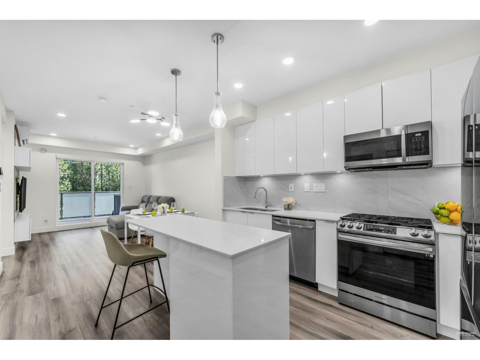 B212 8447 202 STREET, Langley