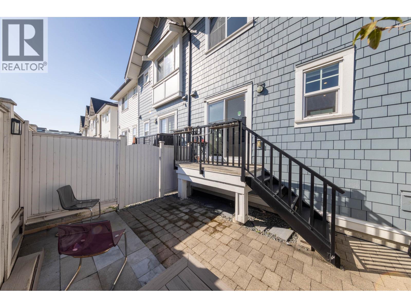 9 9211 MCKIM WAY, Richmond