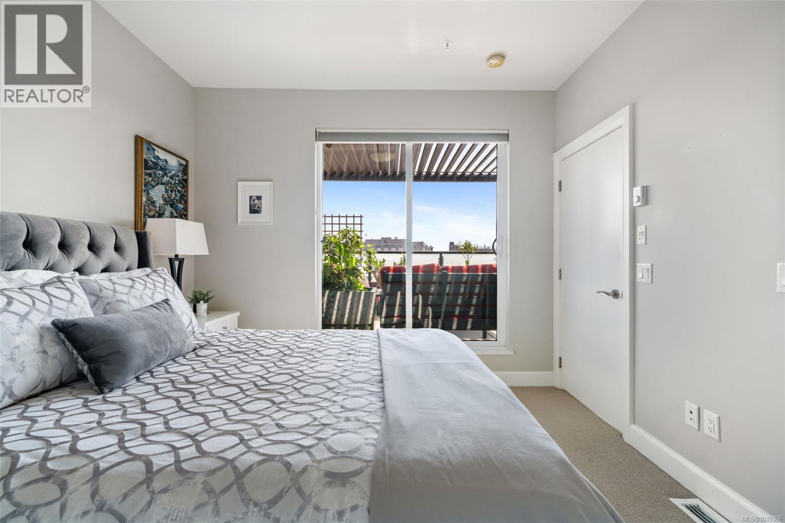 407 595 Pandora Avenue, Victoria