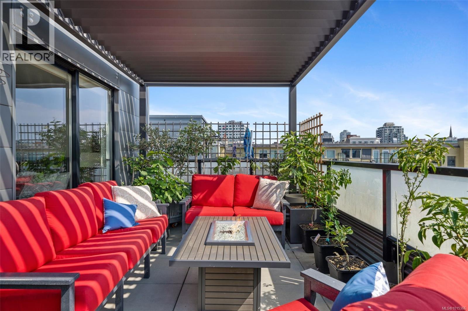 407 595 Pandora Avenue, Victoria