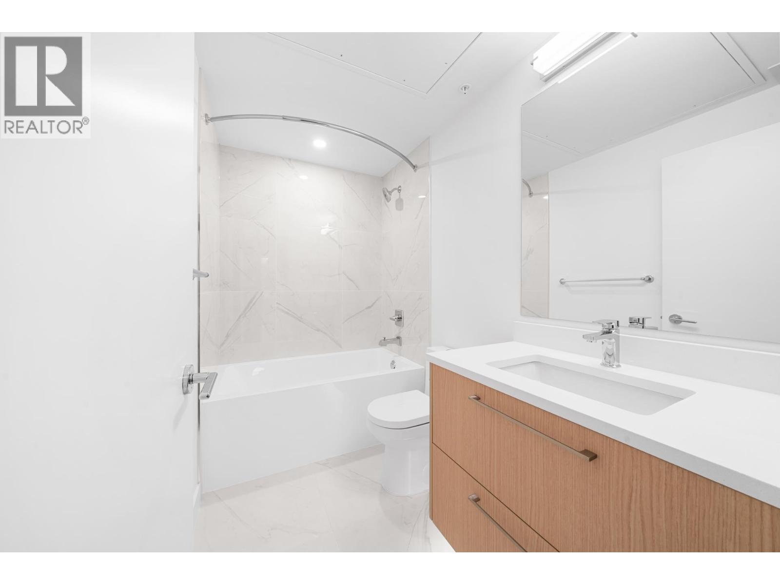 515 150 JAMES ROAD, Port Moody