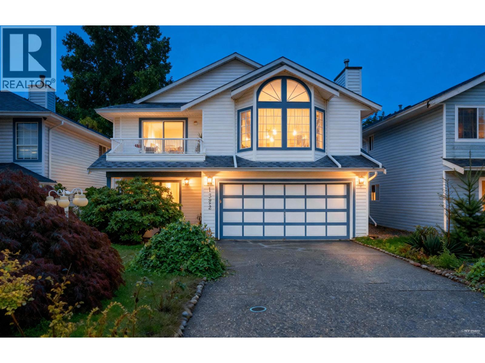 1382 SUTHERLAND AVENUE, Port Coquitlam