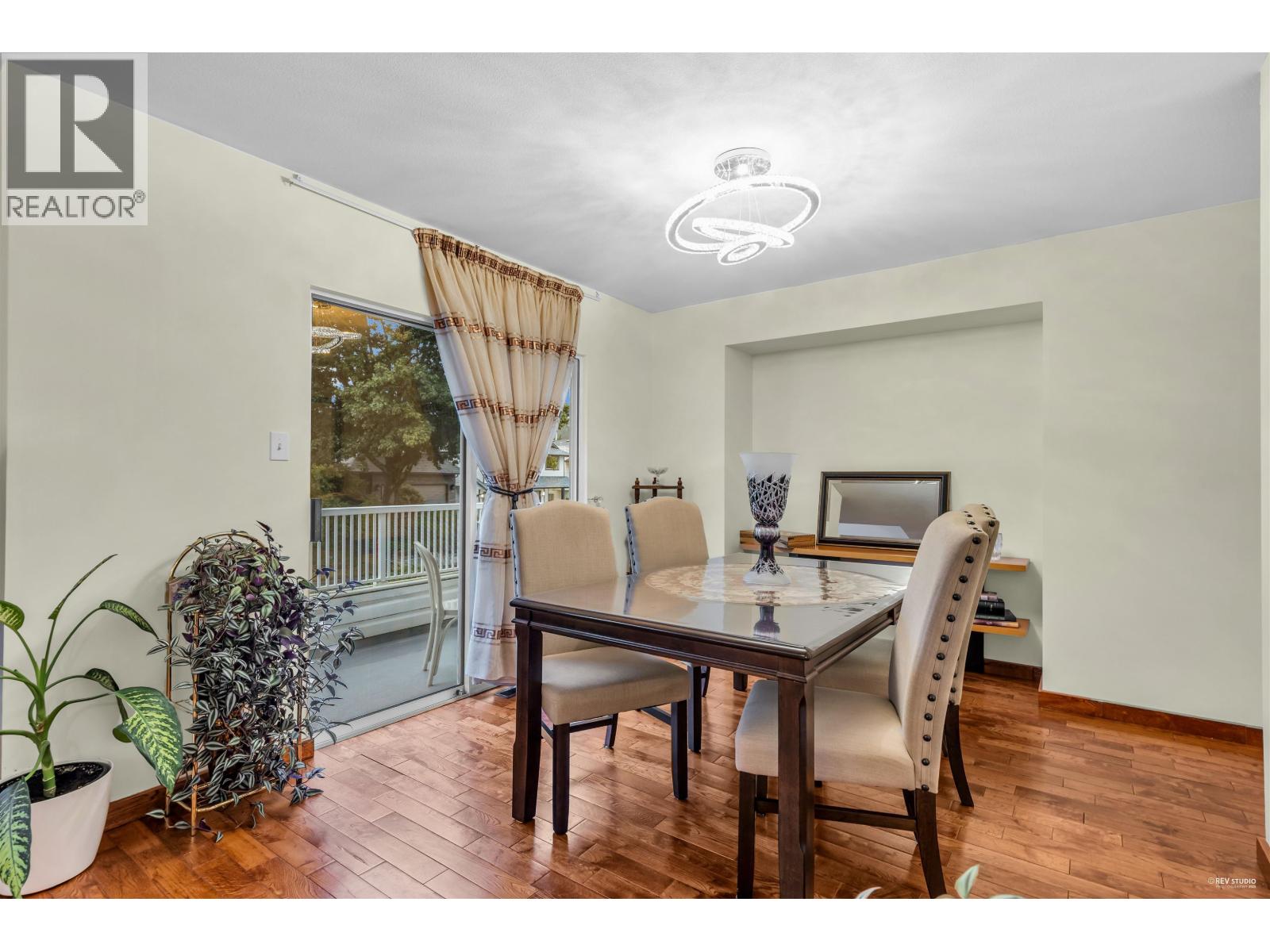 1382 SUTHERLAND AVENUE, Port Coquitlam