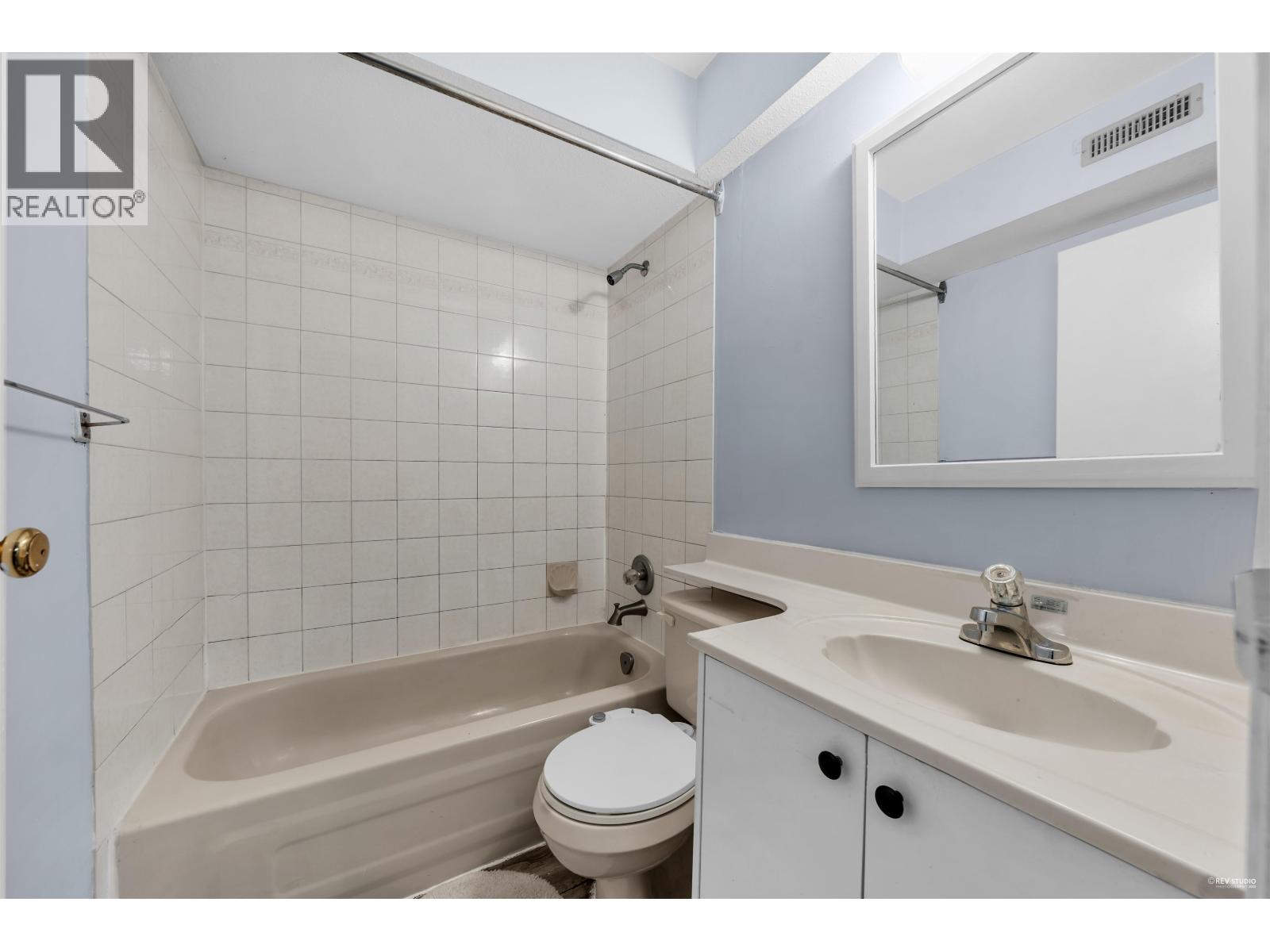 1382 SUTHERLAND AVENUE, Port Coquitlam