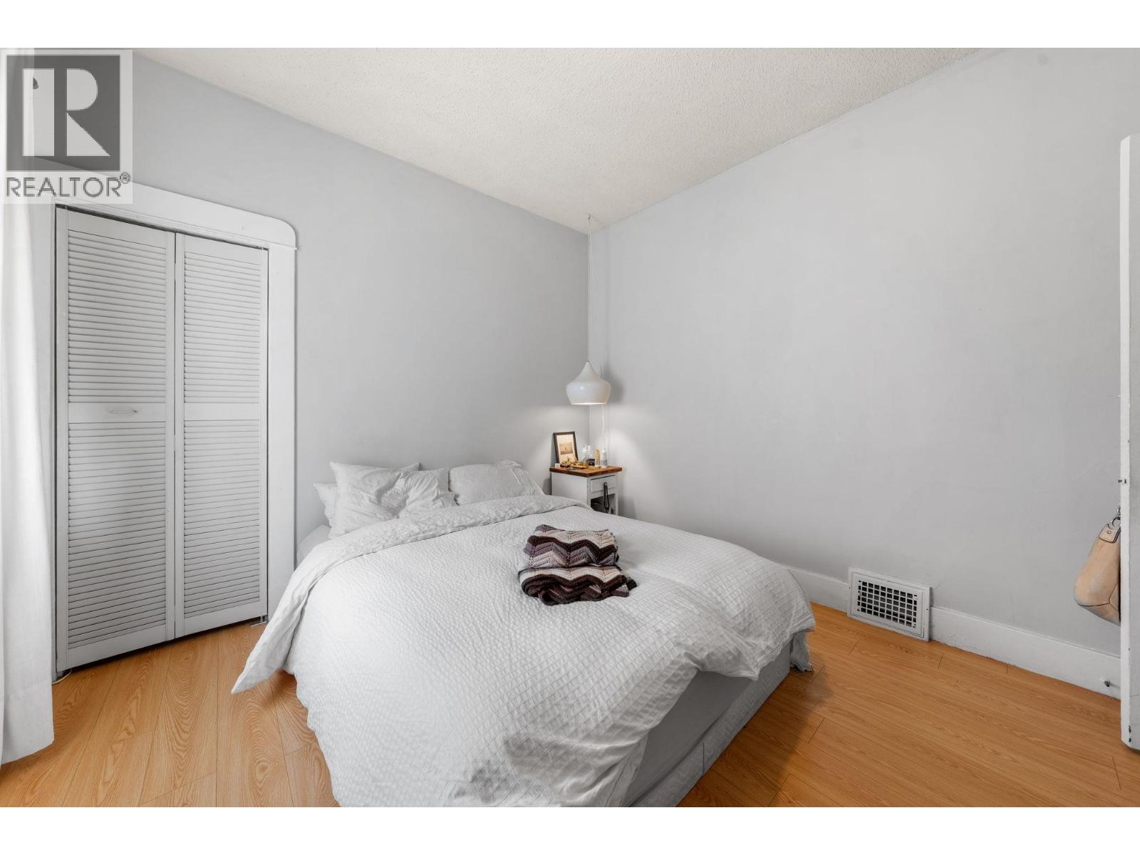 2027 W 44TH AVENUE, Vancouver