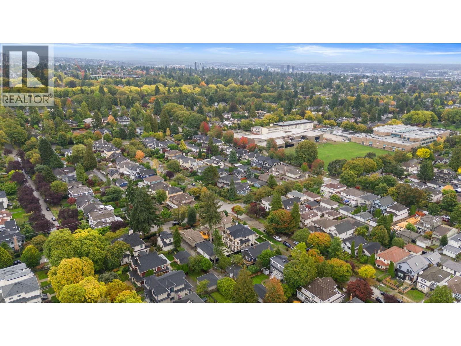 2027 W 44TH AVENUE, Vancouver