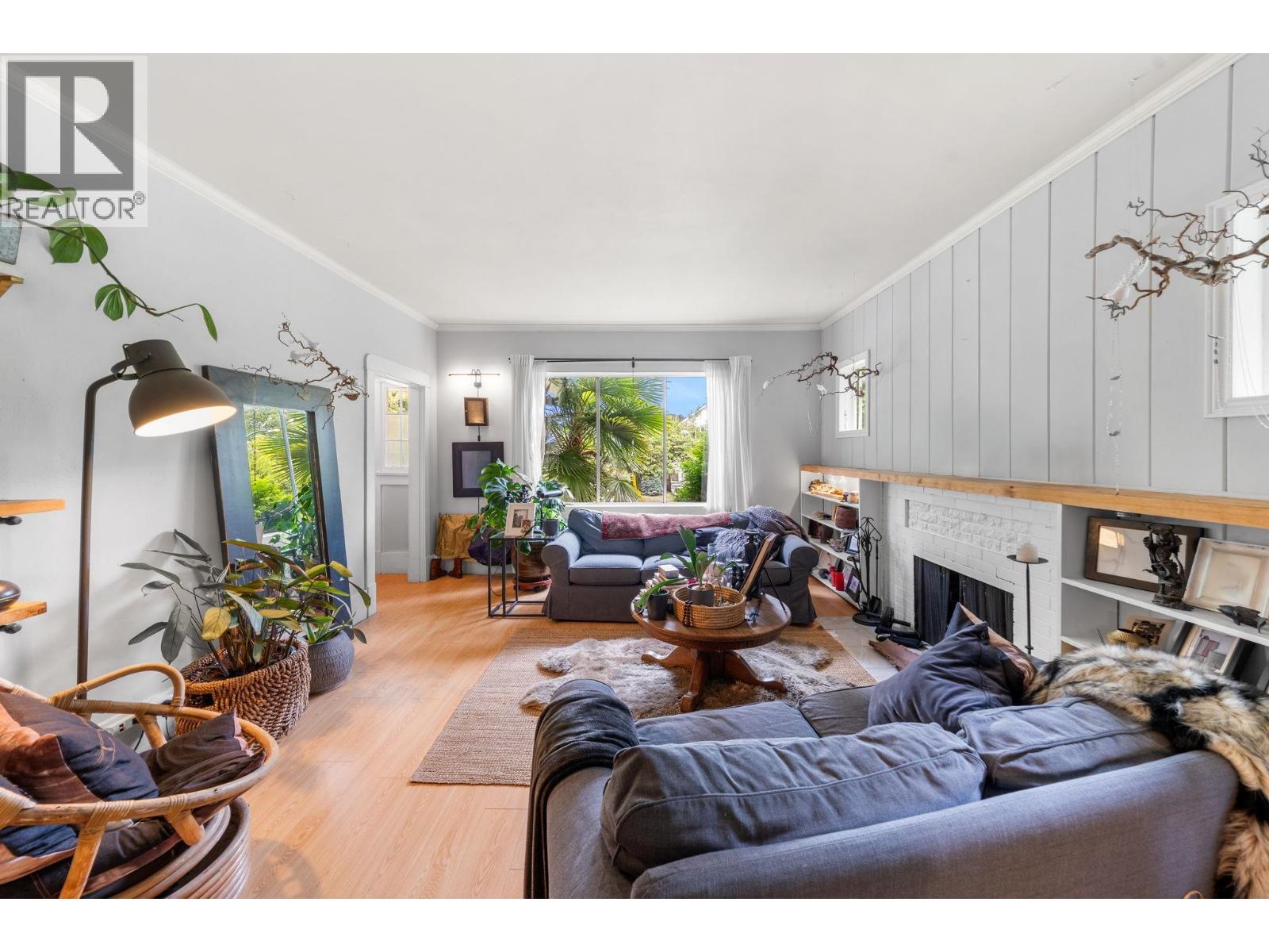 2027 W 44TH AVENUE, Vancouver