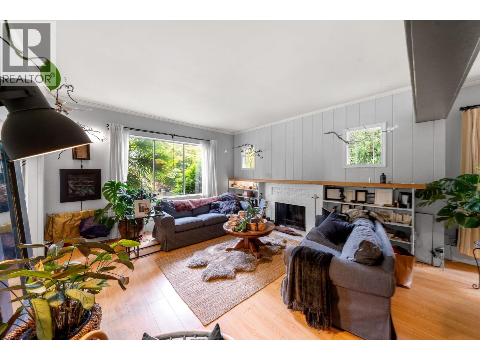 2027 W 44TH AVENUE, Vancouver
