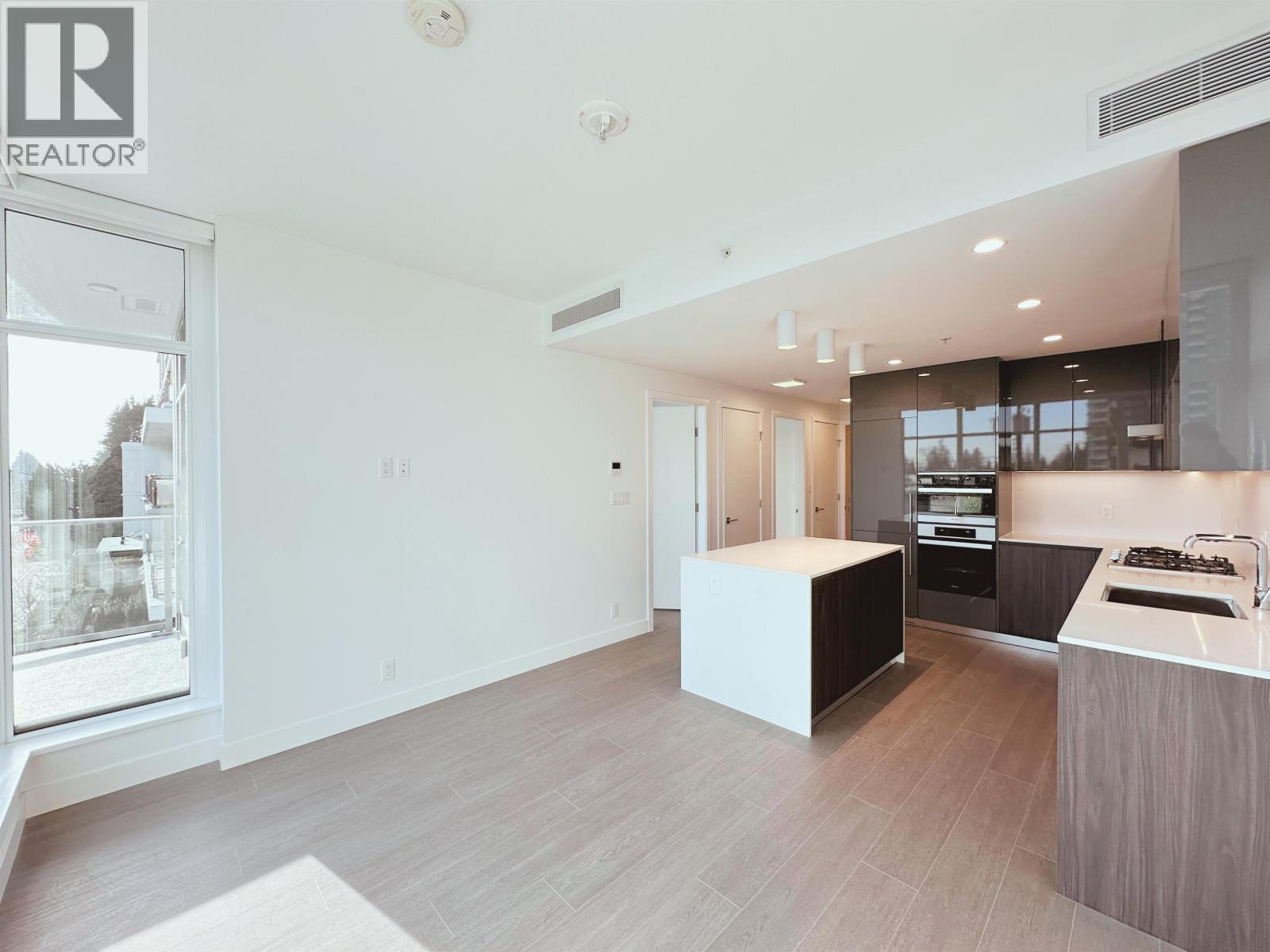 305 6511 SUSSEX AVENUE, Burnaby