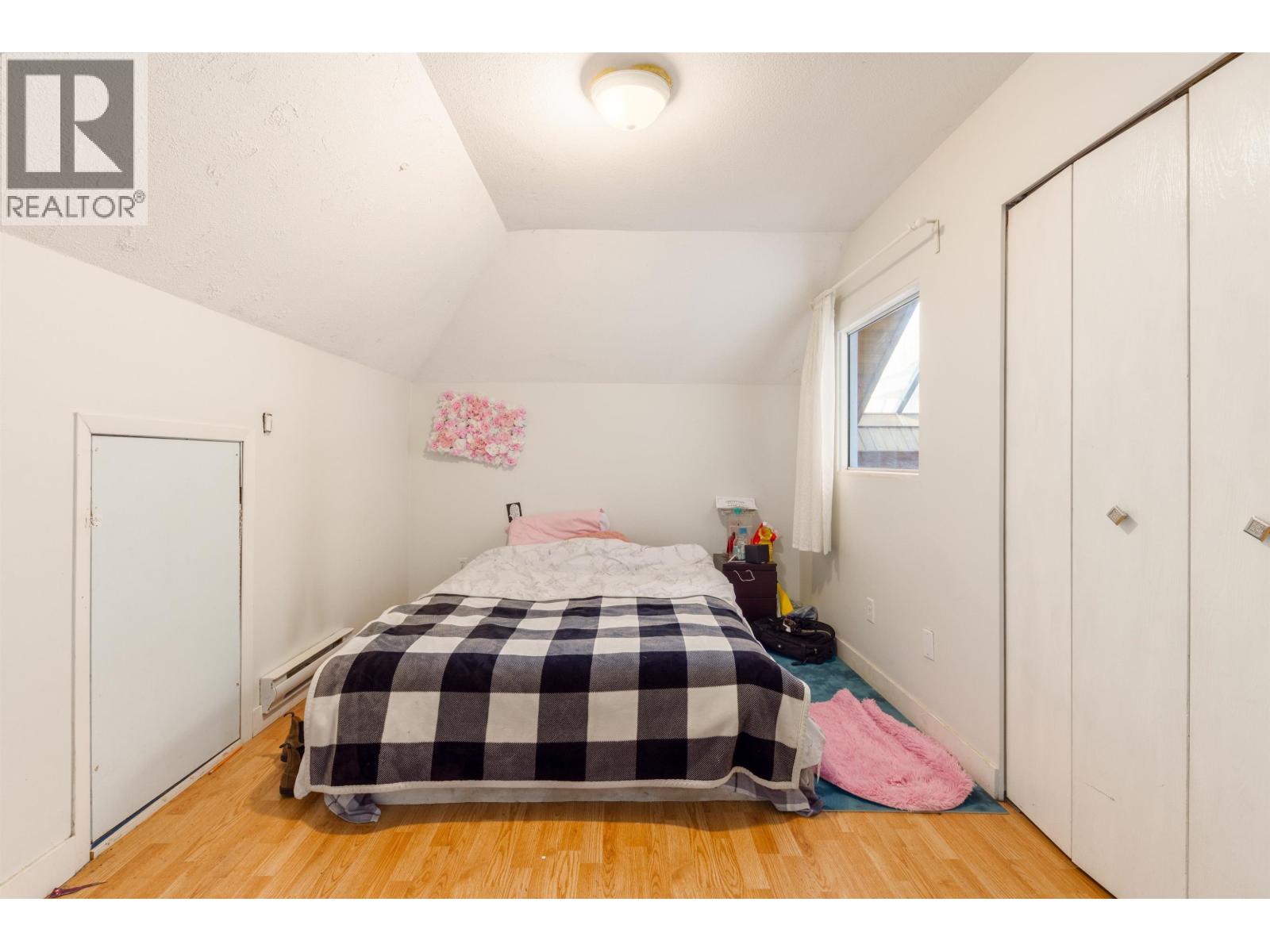 5280 SPERLING AVENUE, Burnaby