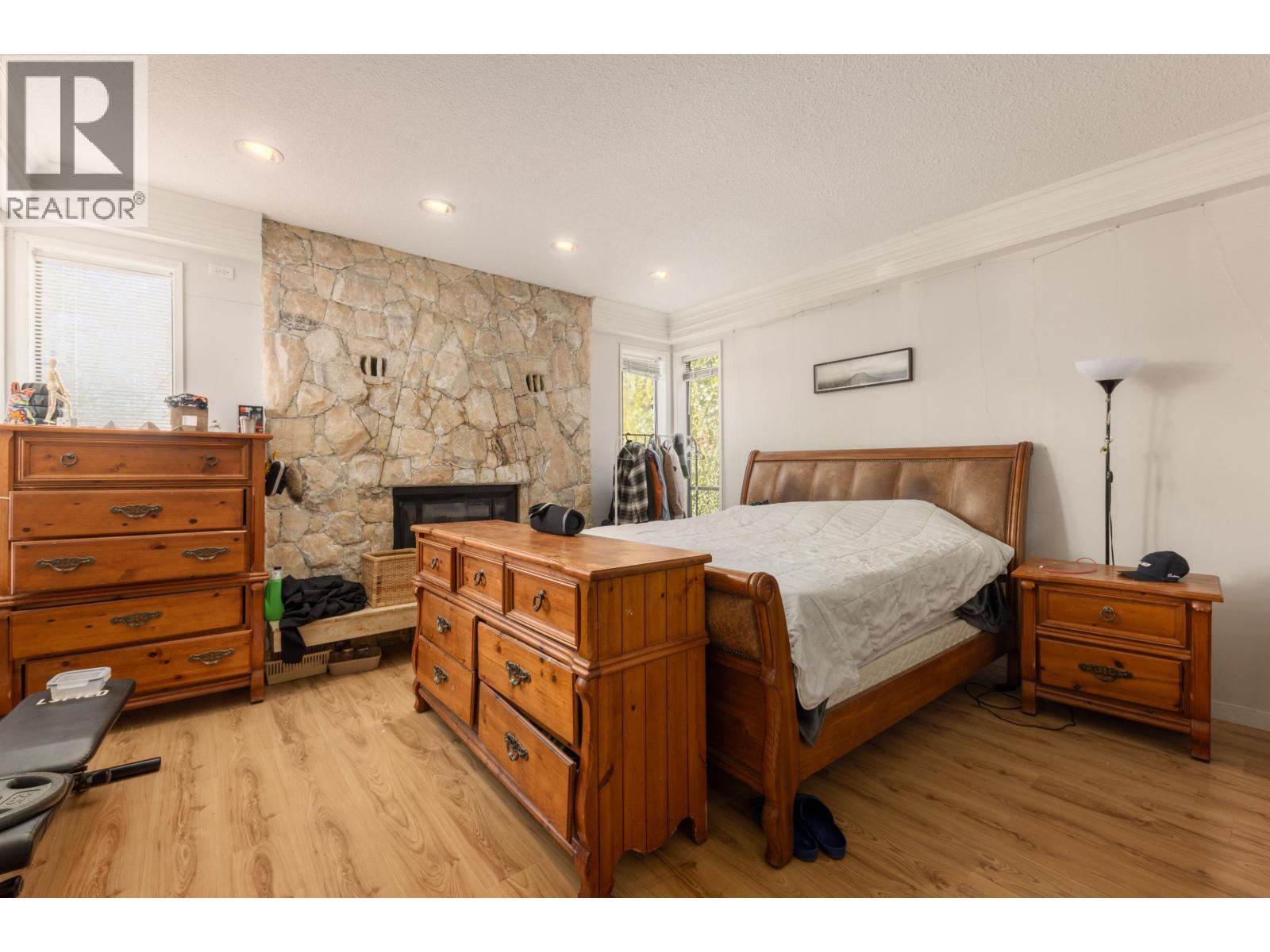 5280 SPERLING AVENUE, Burnaby