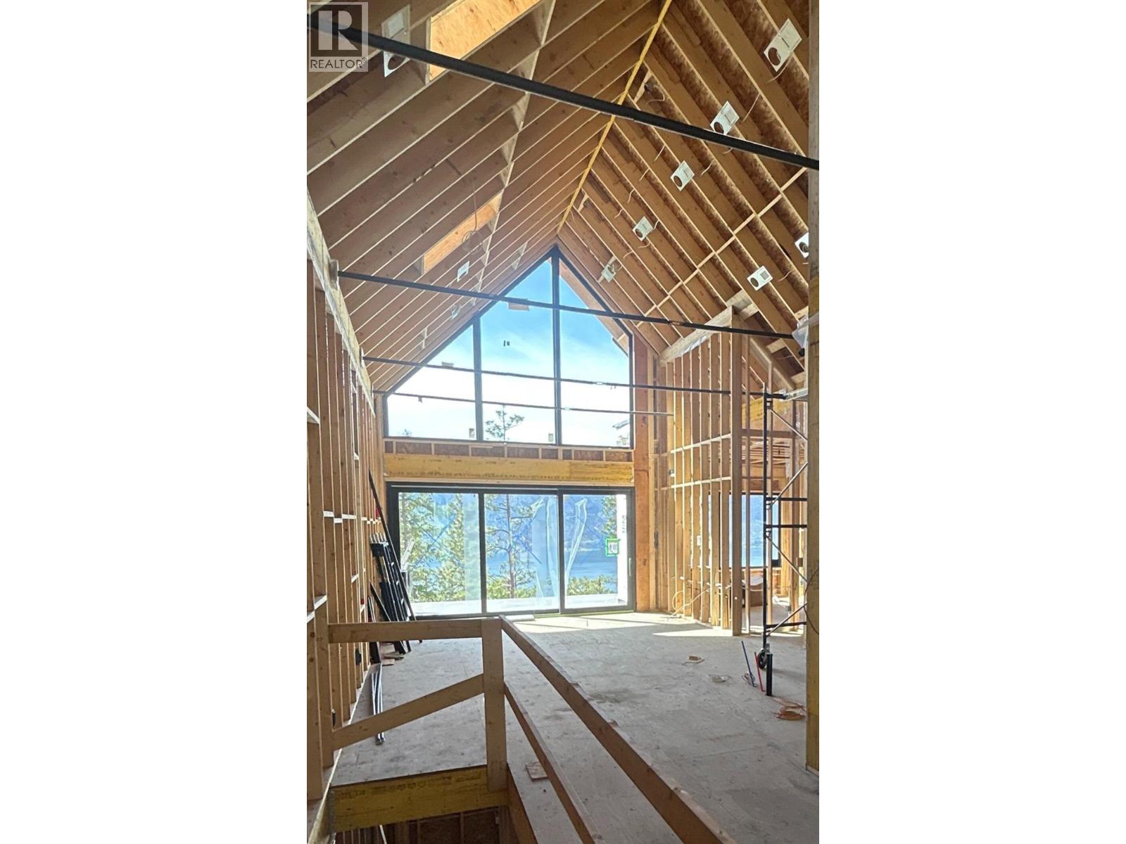 6 3700 McKinley Beach Drive, Kelowna