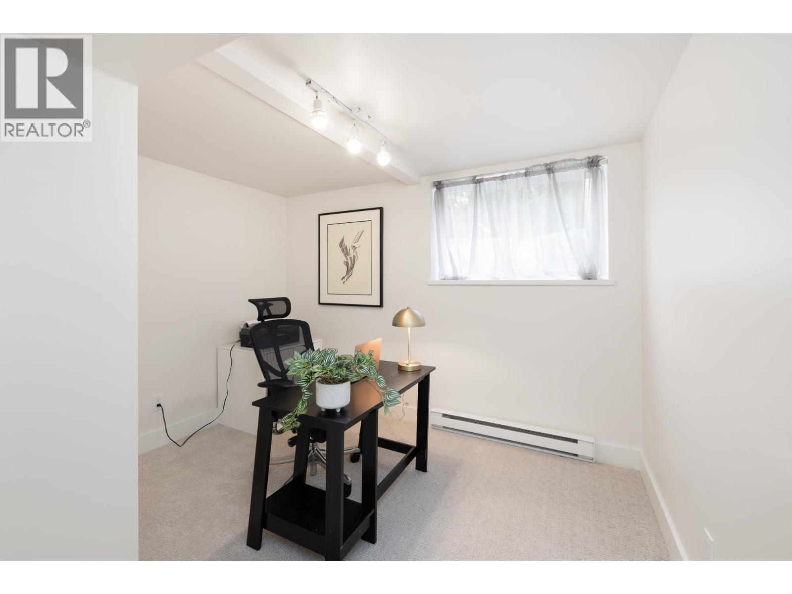 518 E 7TH STREET, North Vancouver