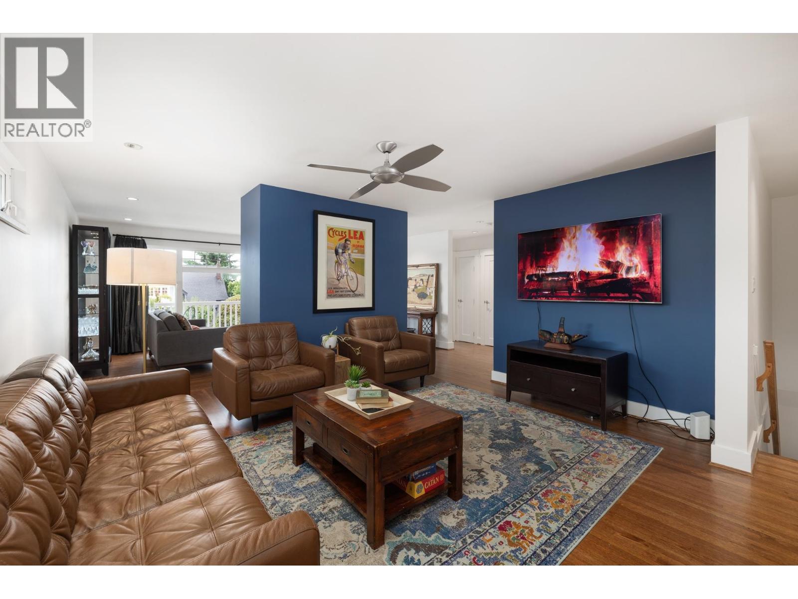 518 E 7TH STREET, North Vancouver