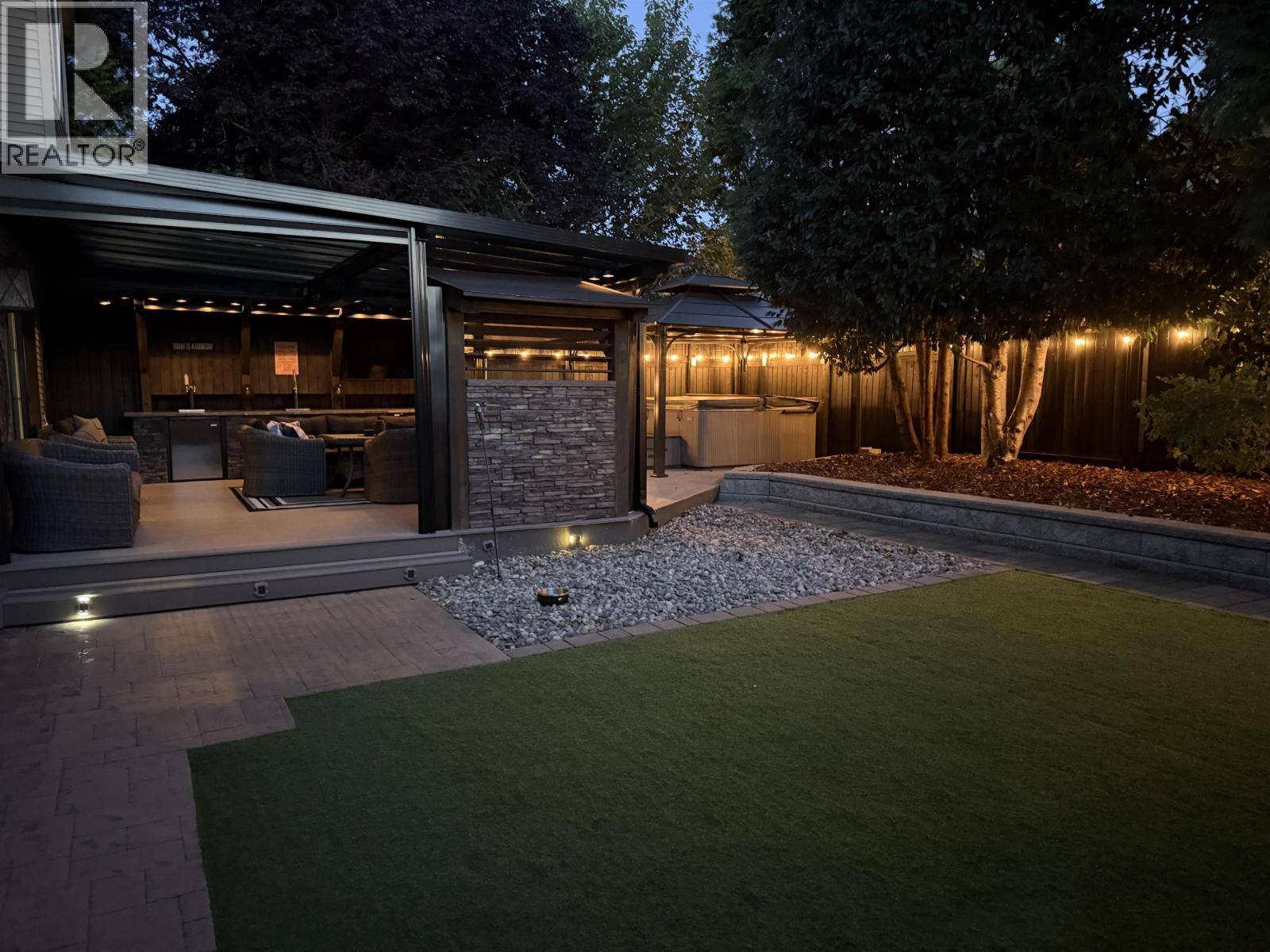 20498 122B AVENUE, Maple Ridge