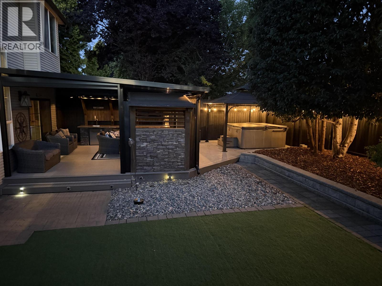 20498 122B AVENUE, Maple Ridge