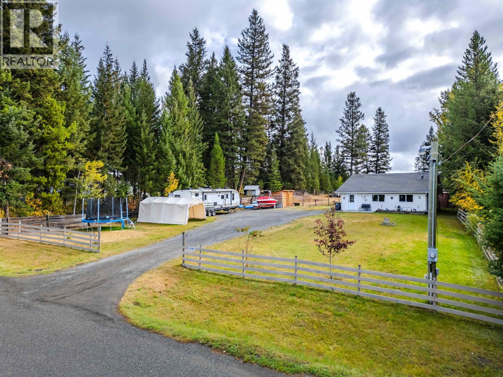 6395 YOUNG ROAD, Horse Lake