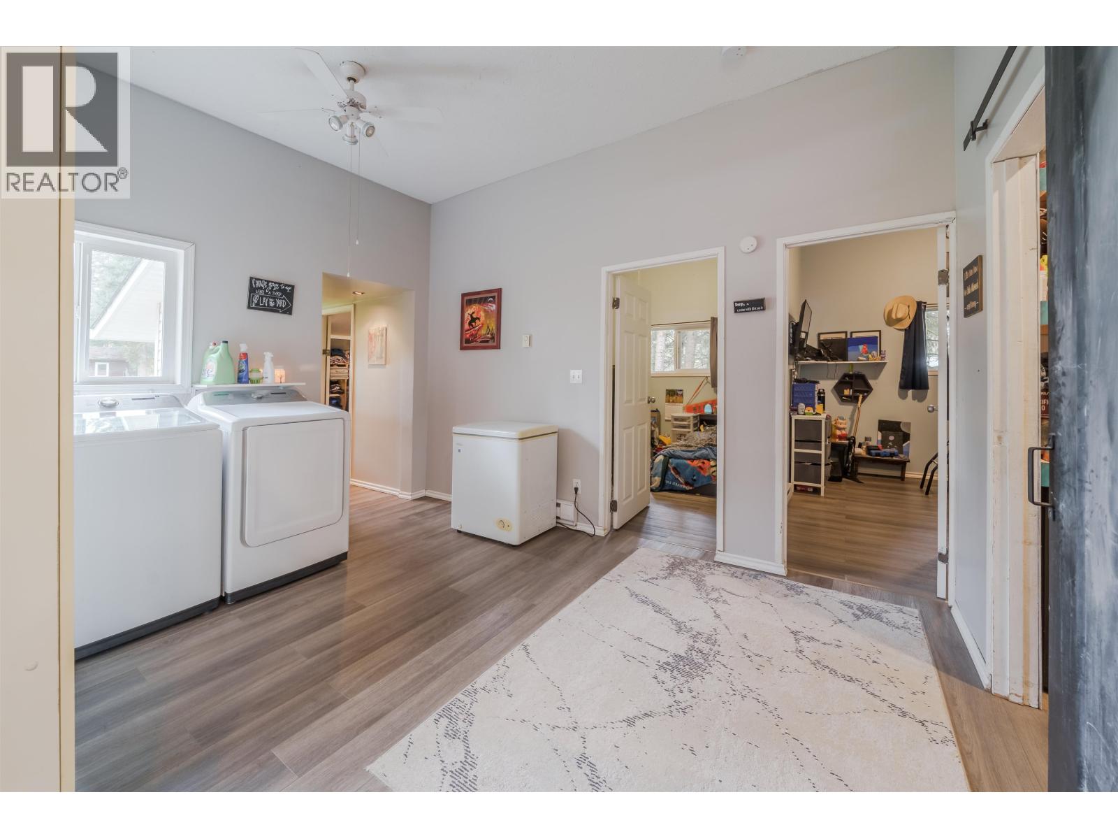 6395 YOUNG ROAD, Horse Lake