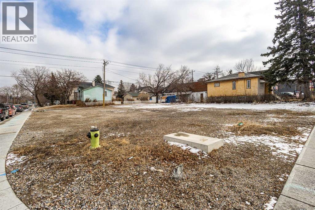 
          2620 Centre Street Northeast
            <br/>
            <span>Calgary</span>
            , 
            <span>AB</span>
             <span>T2E2V4</span>
         - Photo 13