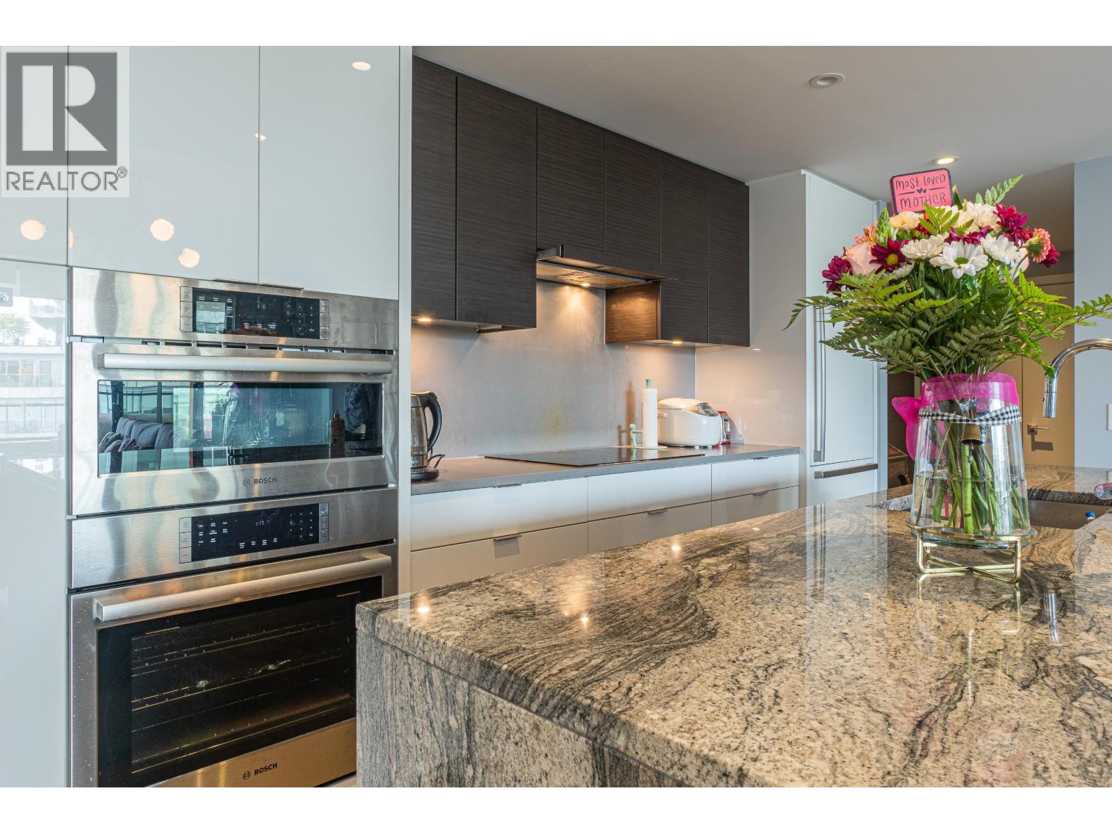 1106 1688 PULLMAN PORTER STREET, Vancouver