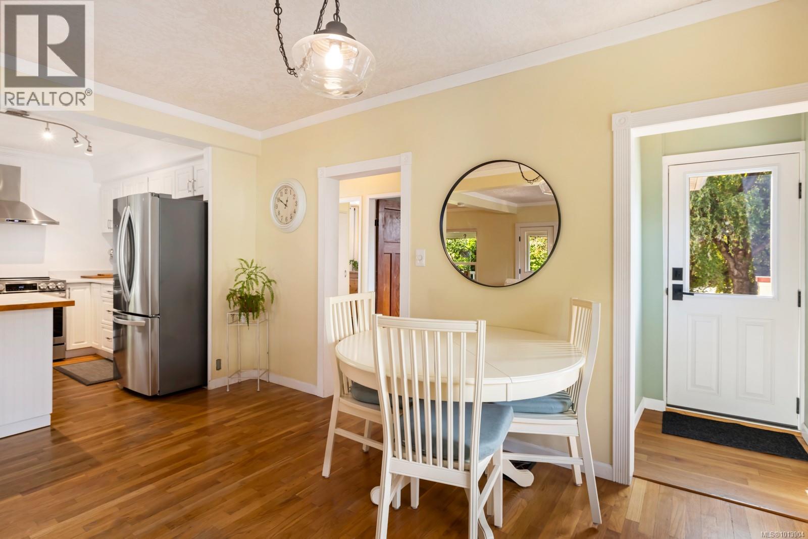 3128 Maxwell St, Chemainus