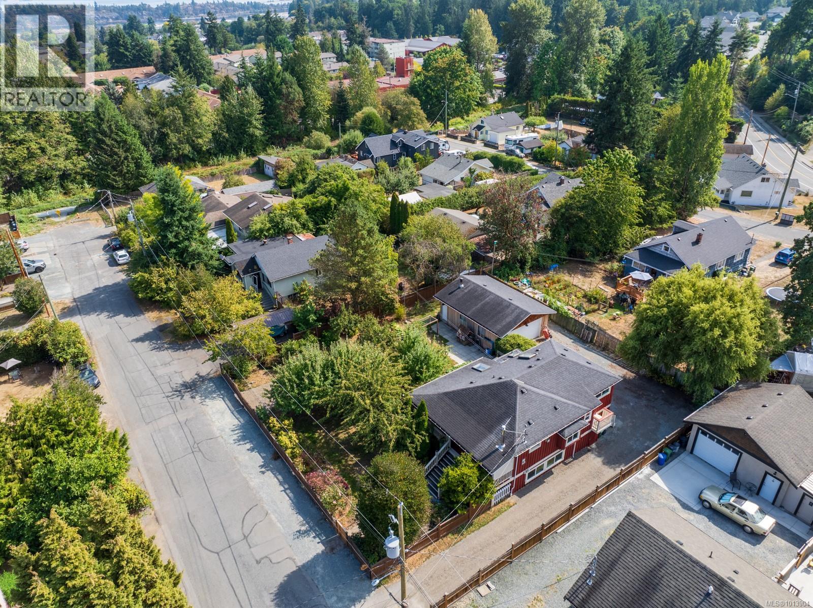 3128 Maxwell St, Chemainus