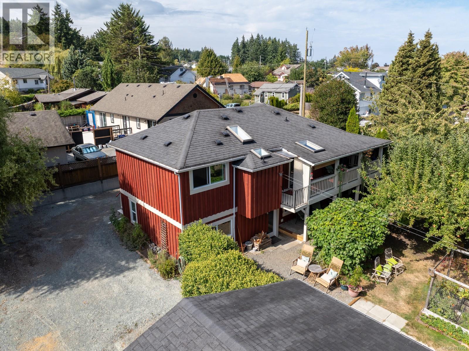3128 Maxwell St, Chemainus