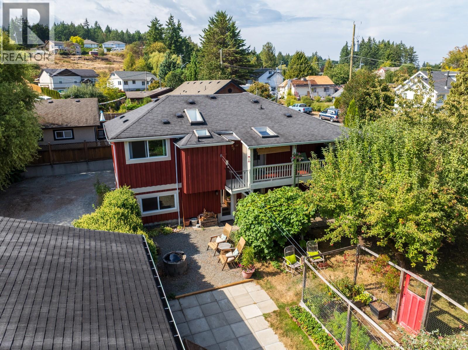 3128 Maxwell St, Chemainus