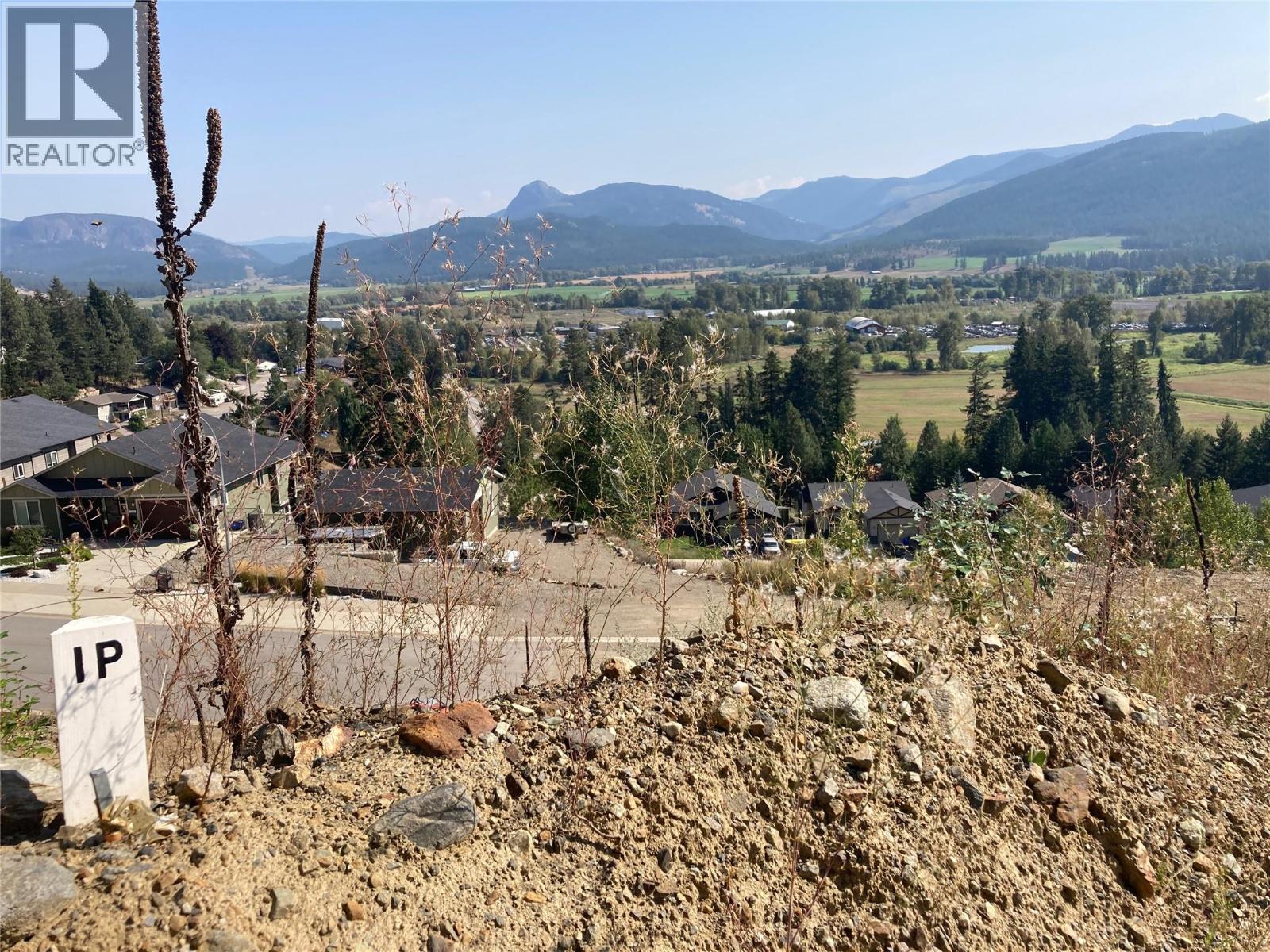 1730 Gallon Avenue, Lumby