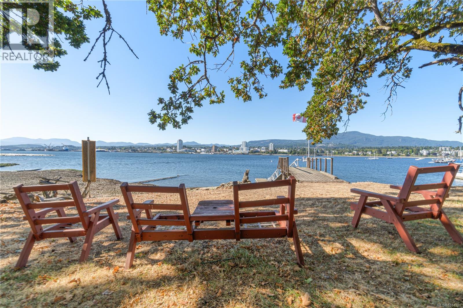4 Pirates Lane, Protection Island