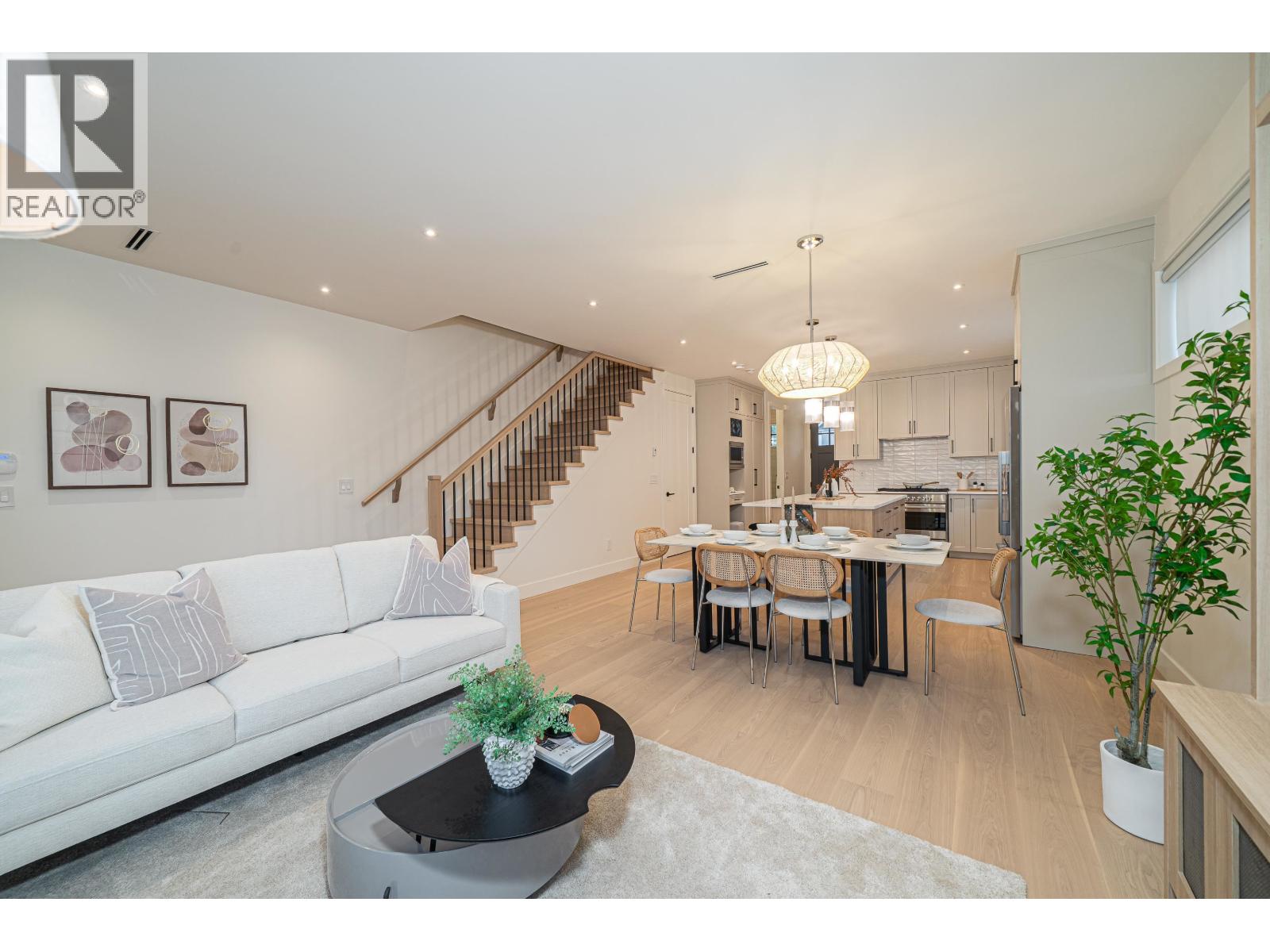 3815 OXFORD STREET, Burnaby