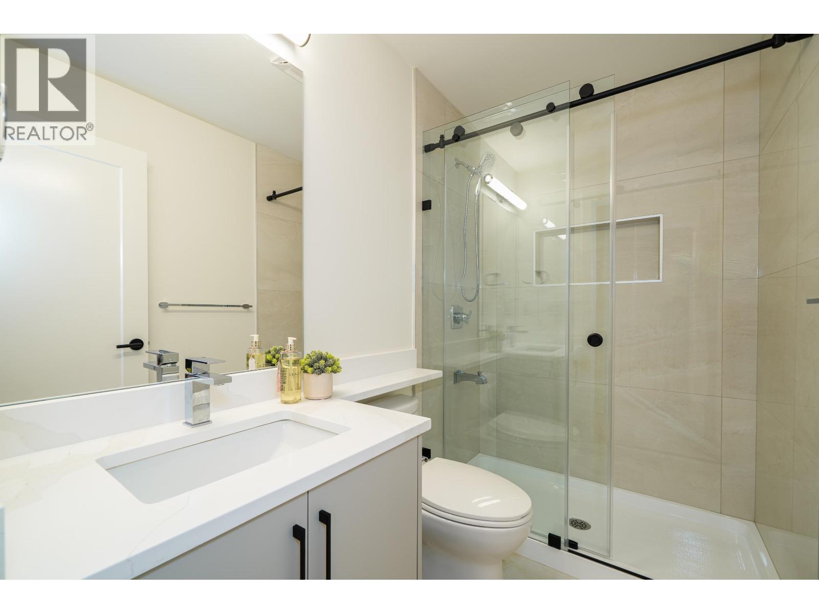 3815 OXFORD STREET, Burnaby