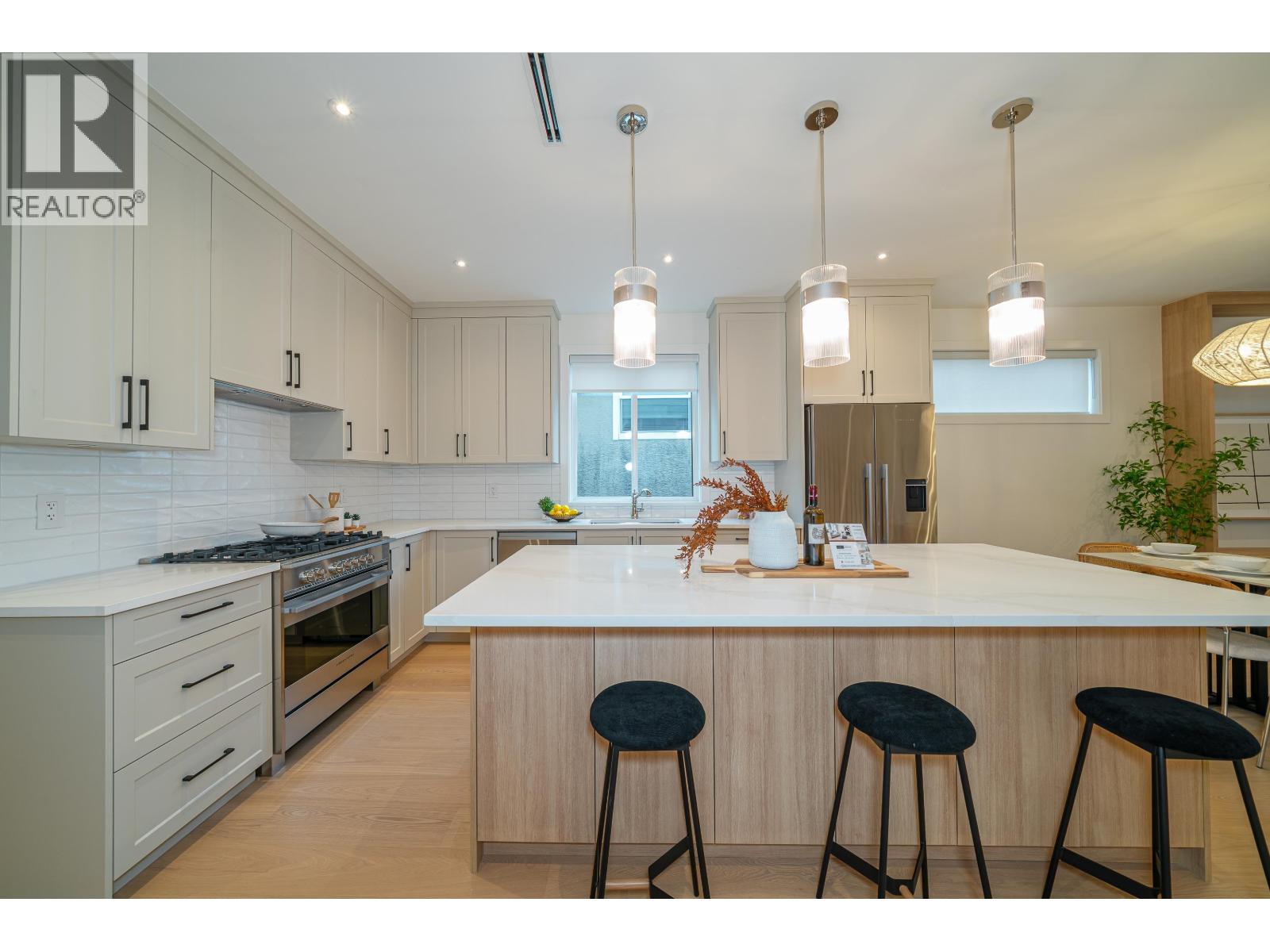 3815 OXFORD STREET, Burnaby