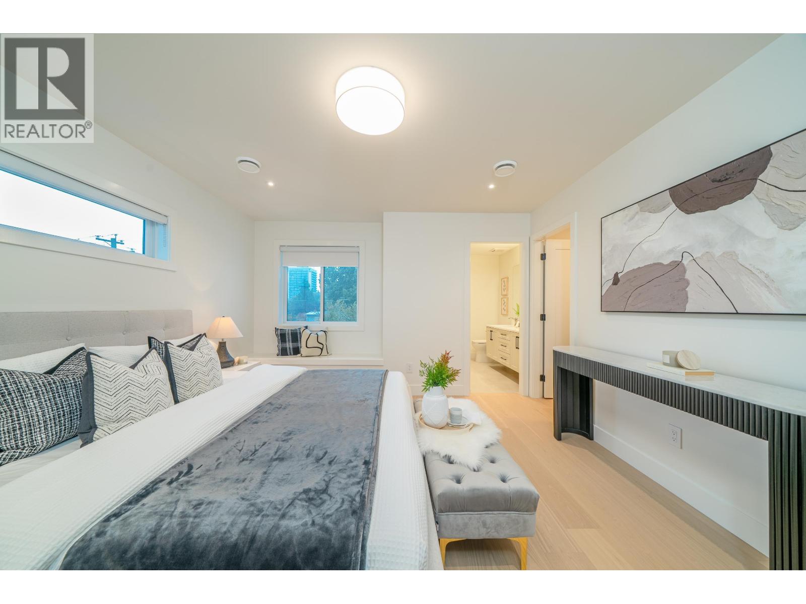 3815 OXFORD STREET, Burnaby