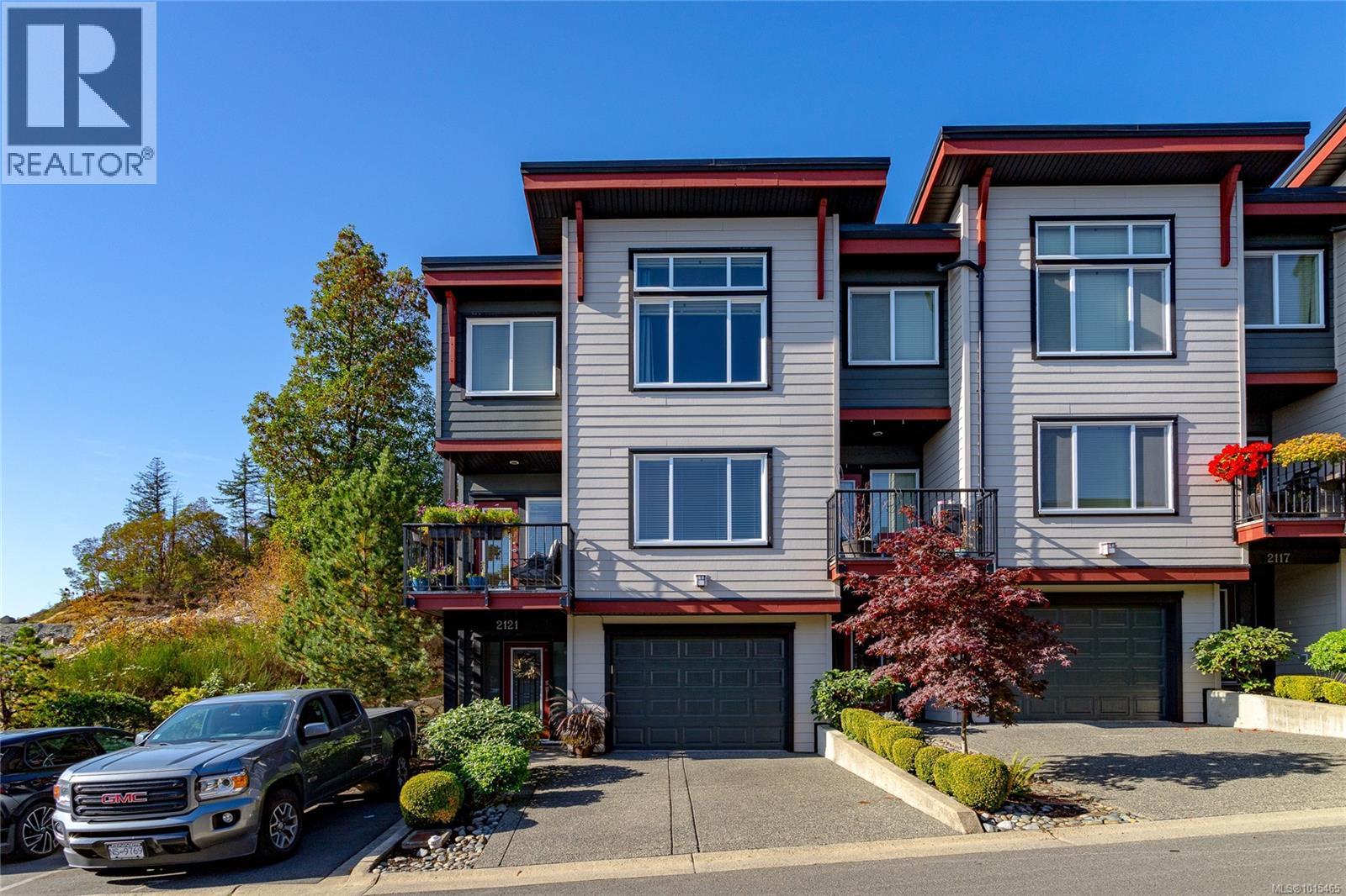 2121 Greenhill Rise, Langford