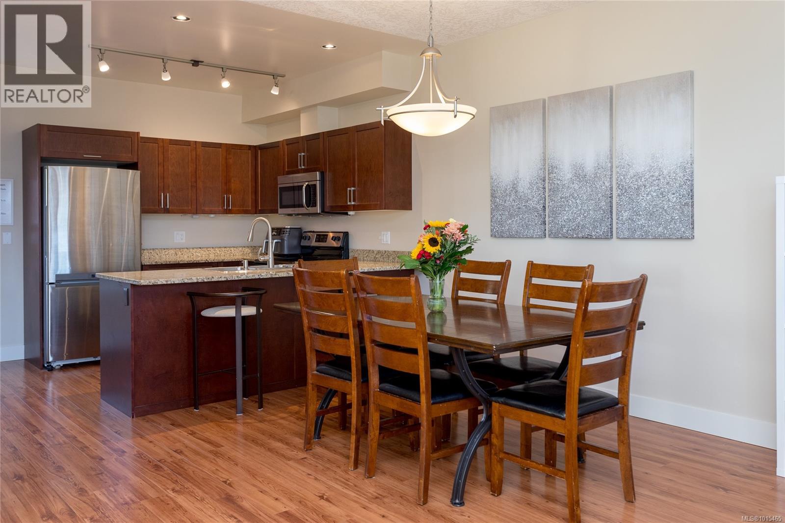 2121 Greenhill Rise, Langford