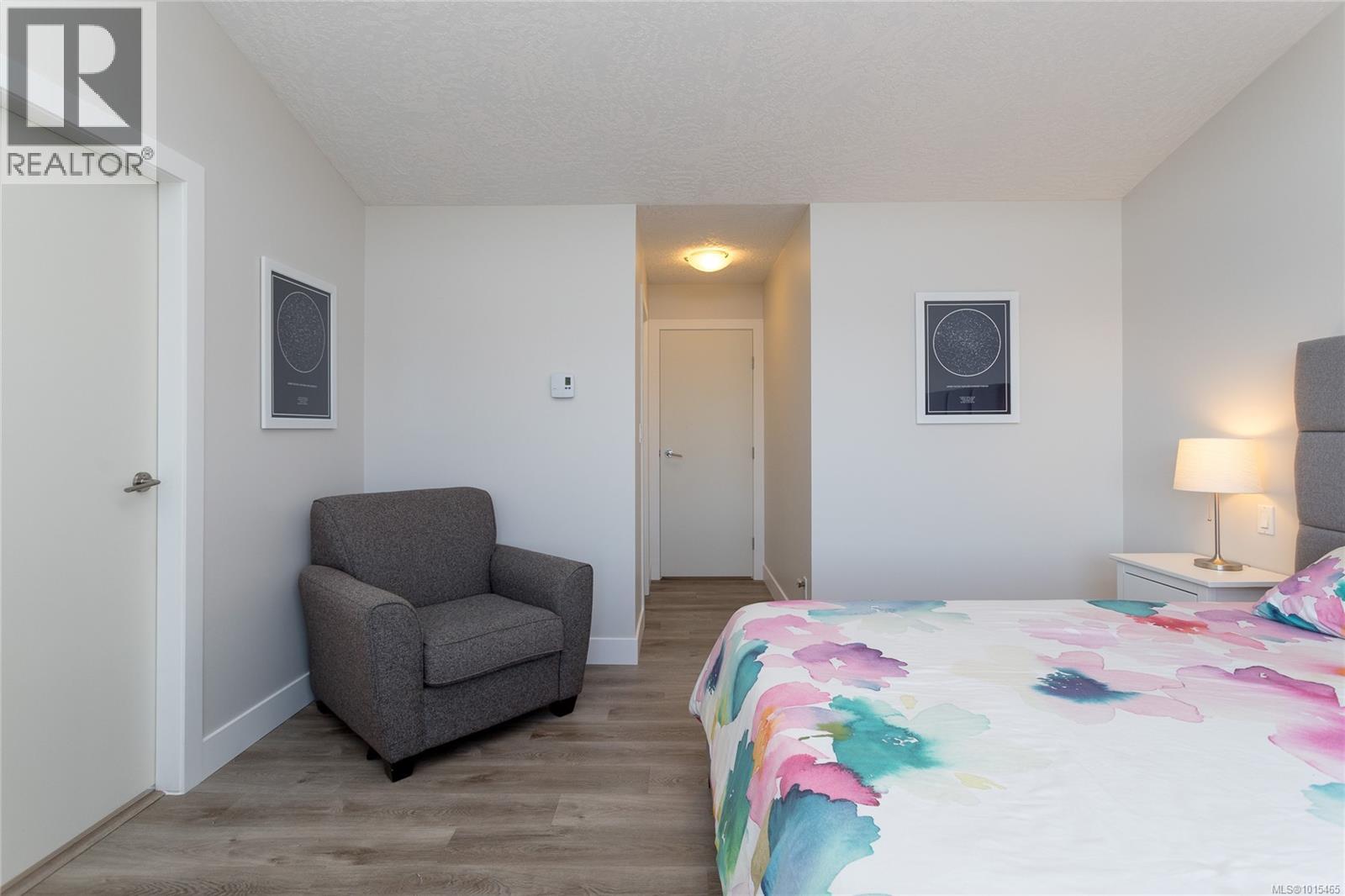 2121 Greenhill Rise, Langford