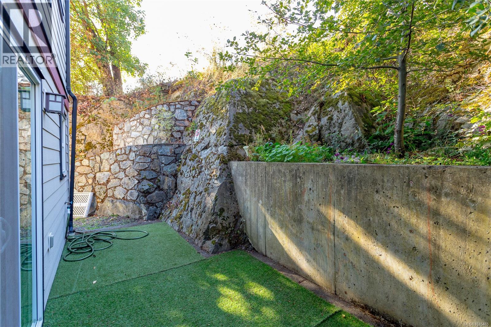 2121 Greenhill Rise, Langford