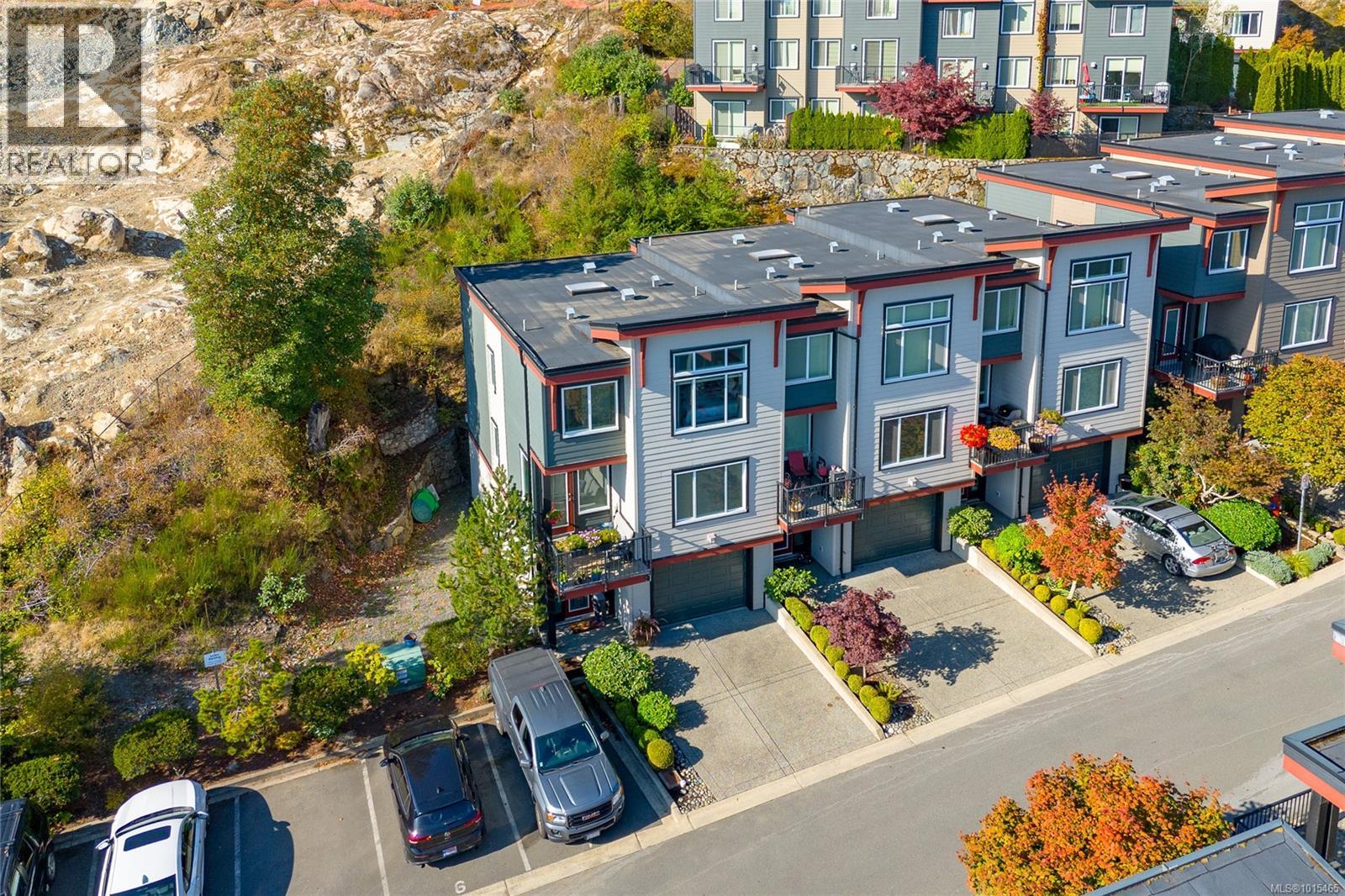 2121 Greenhill Rise, Langford