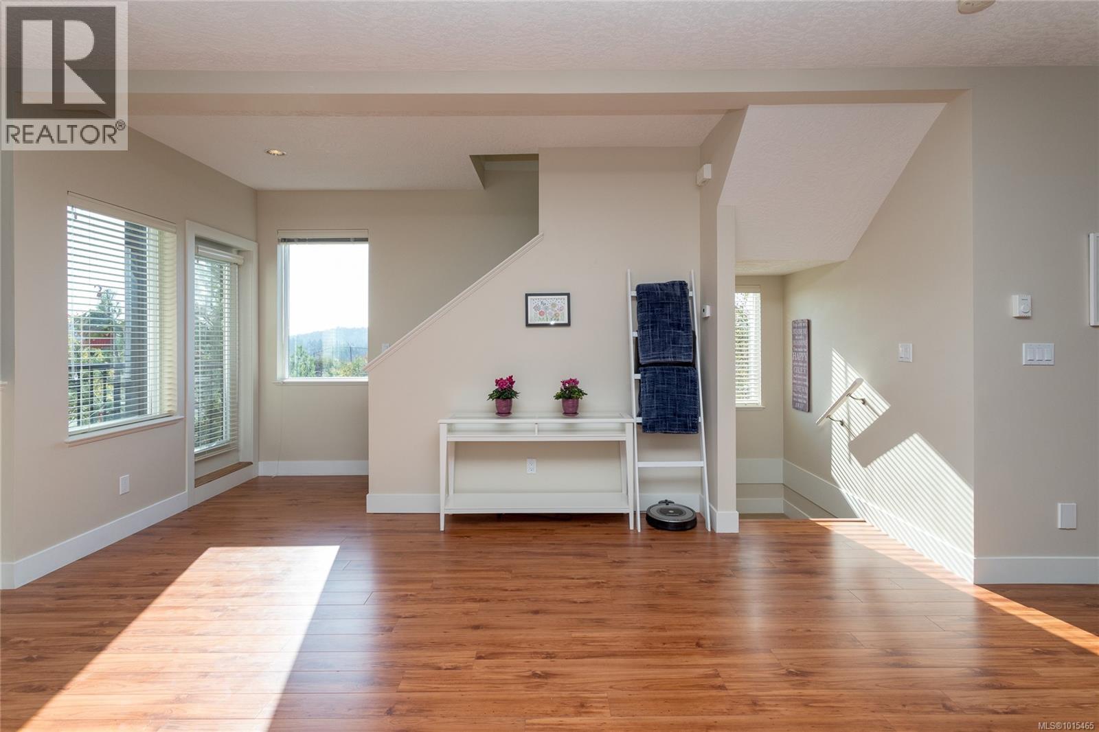 2121 Greenhill Rise, Langford