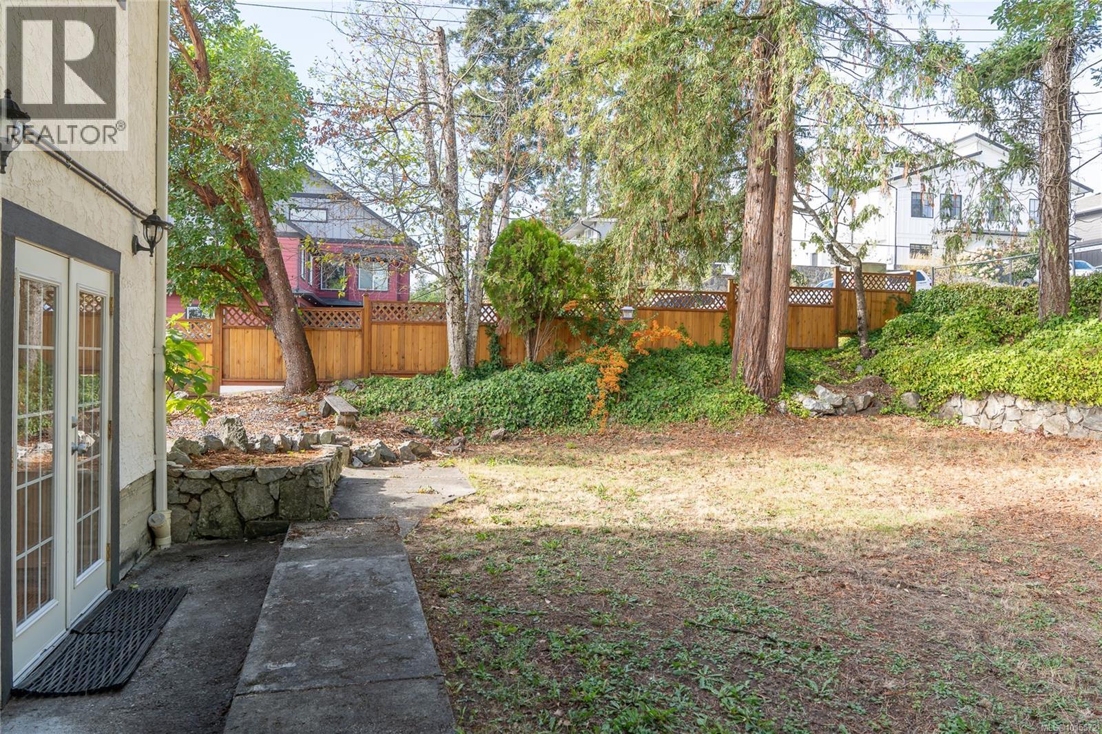 3062 Shoreview Dr, Langford