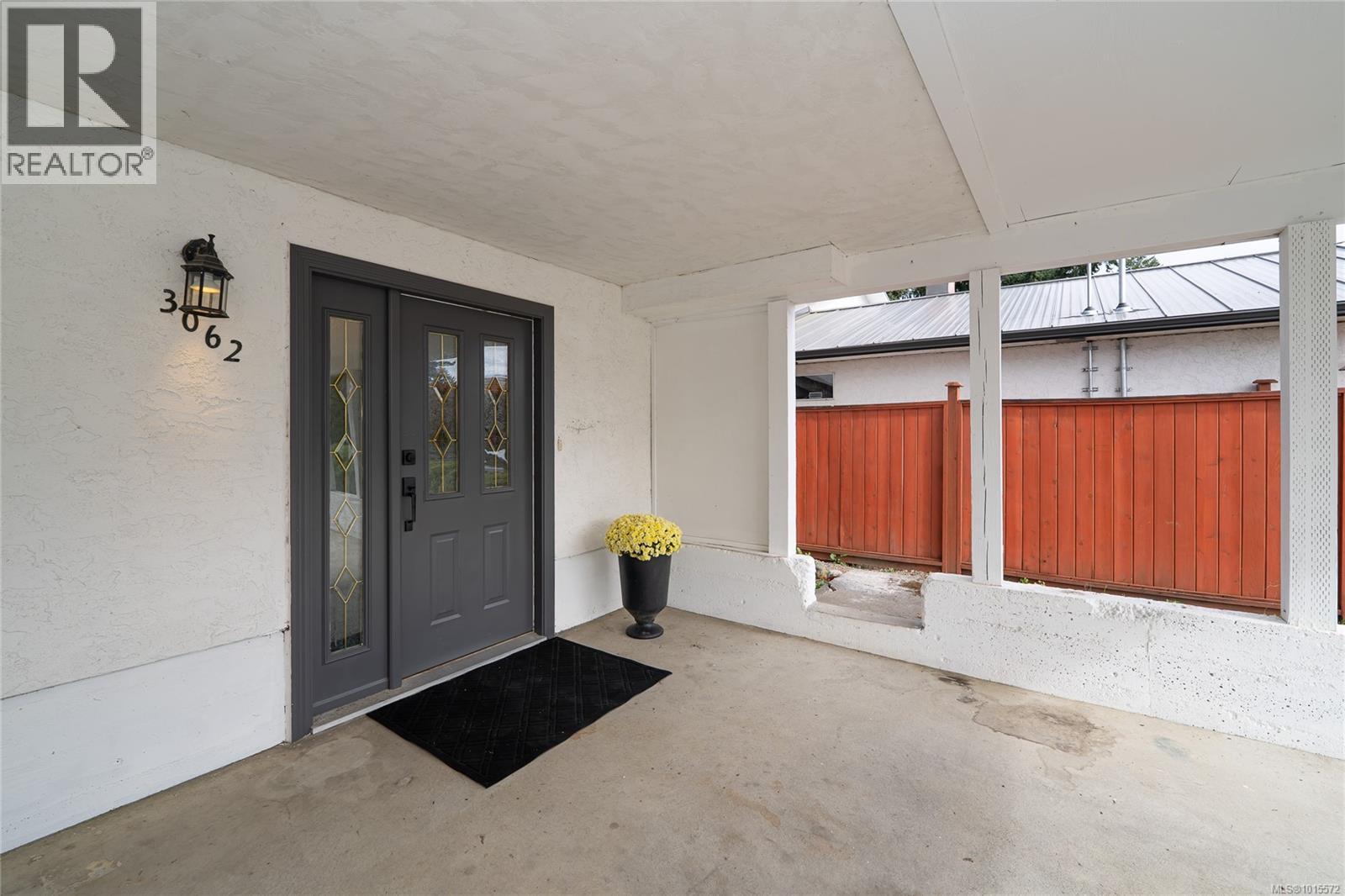 3062 Shoreview Dr, Langford